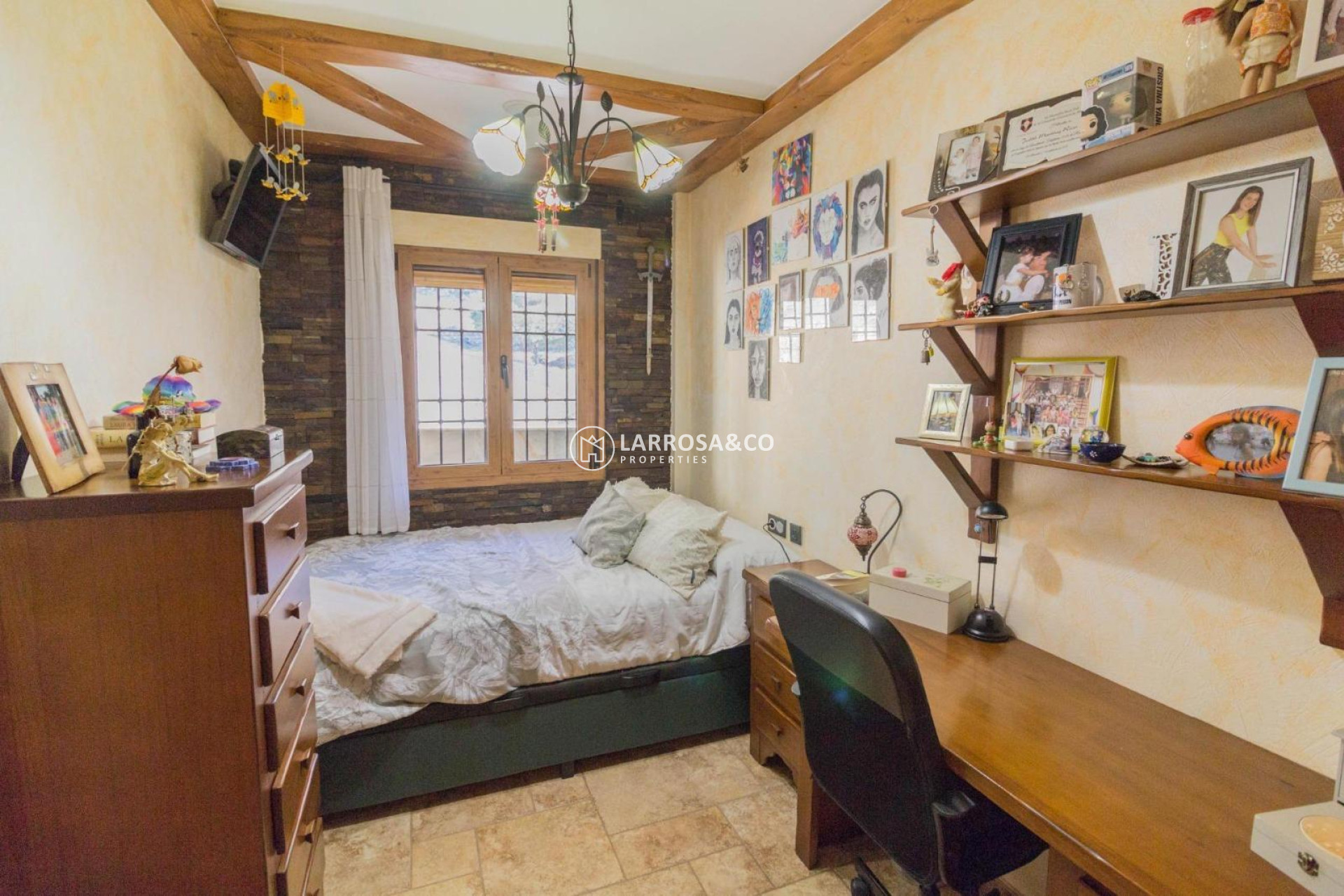 Resale - Detached House/Villa - Redovan - Comunidad valenciana