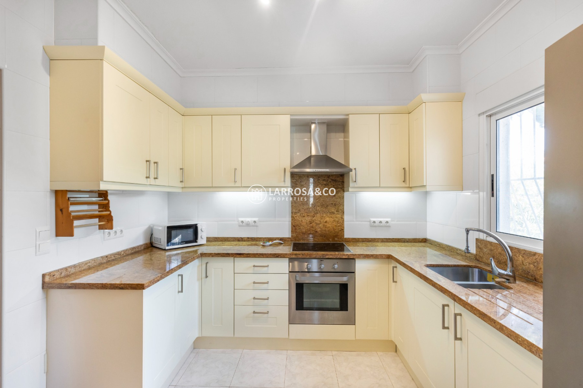 Resale - Detached House/Villa - San Fulgencio