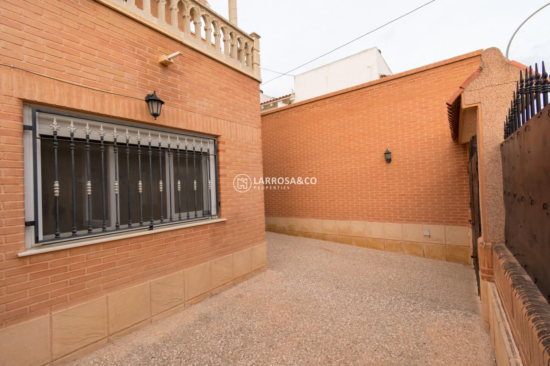 Resale - Detached House/Villa - San Isidro - CENTRO