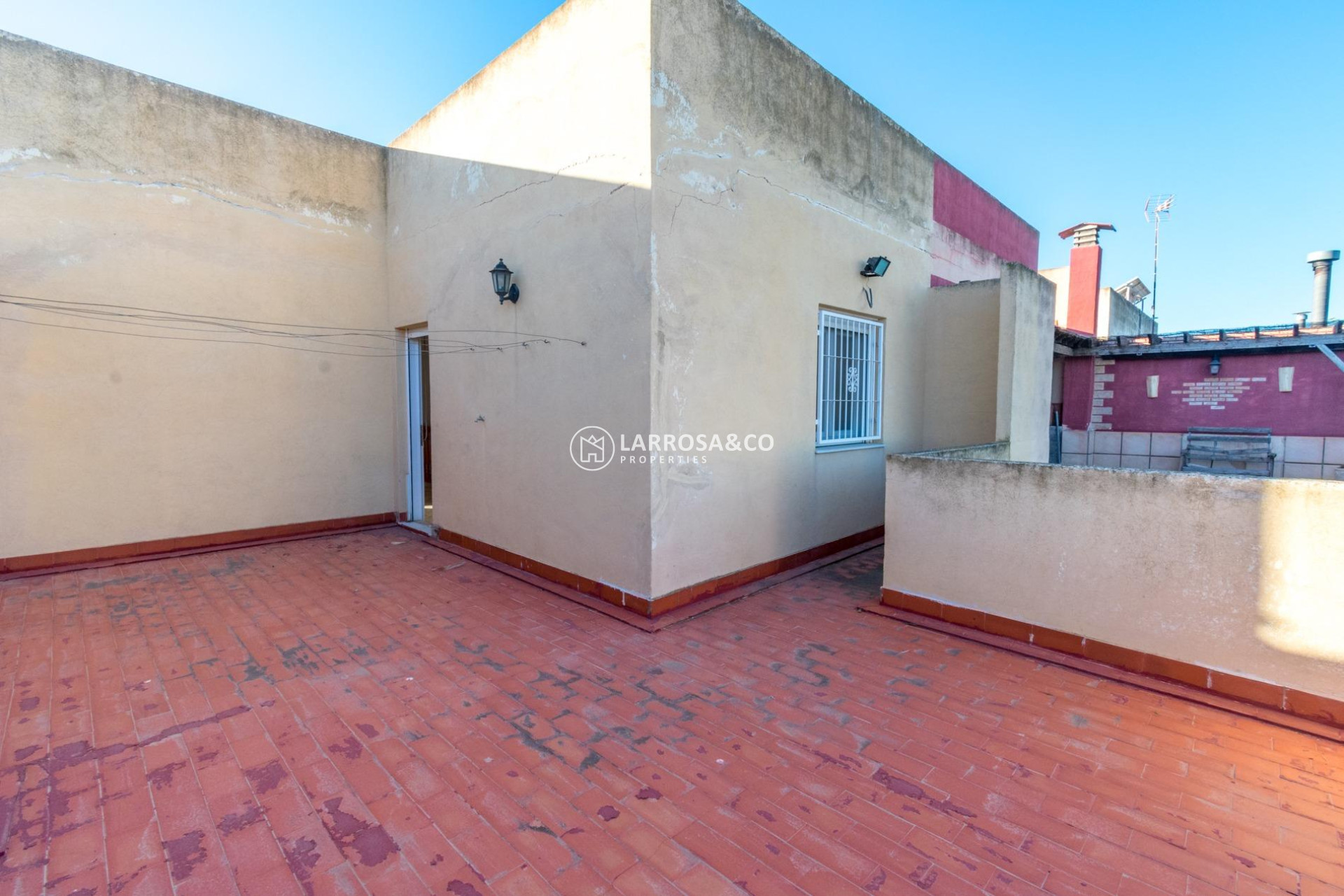 Resale - Detached House/Villa - San Isidro - CENTRO