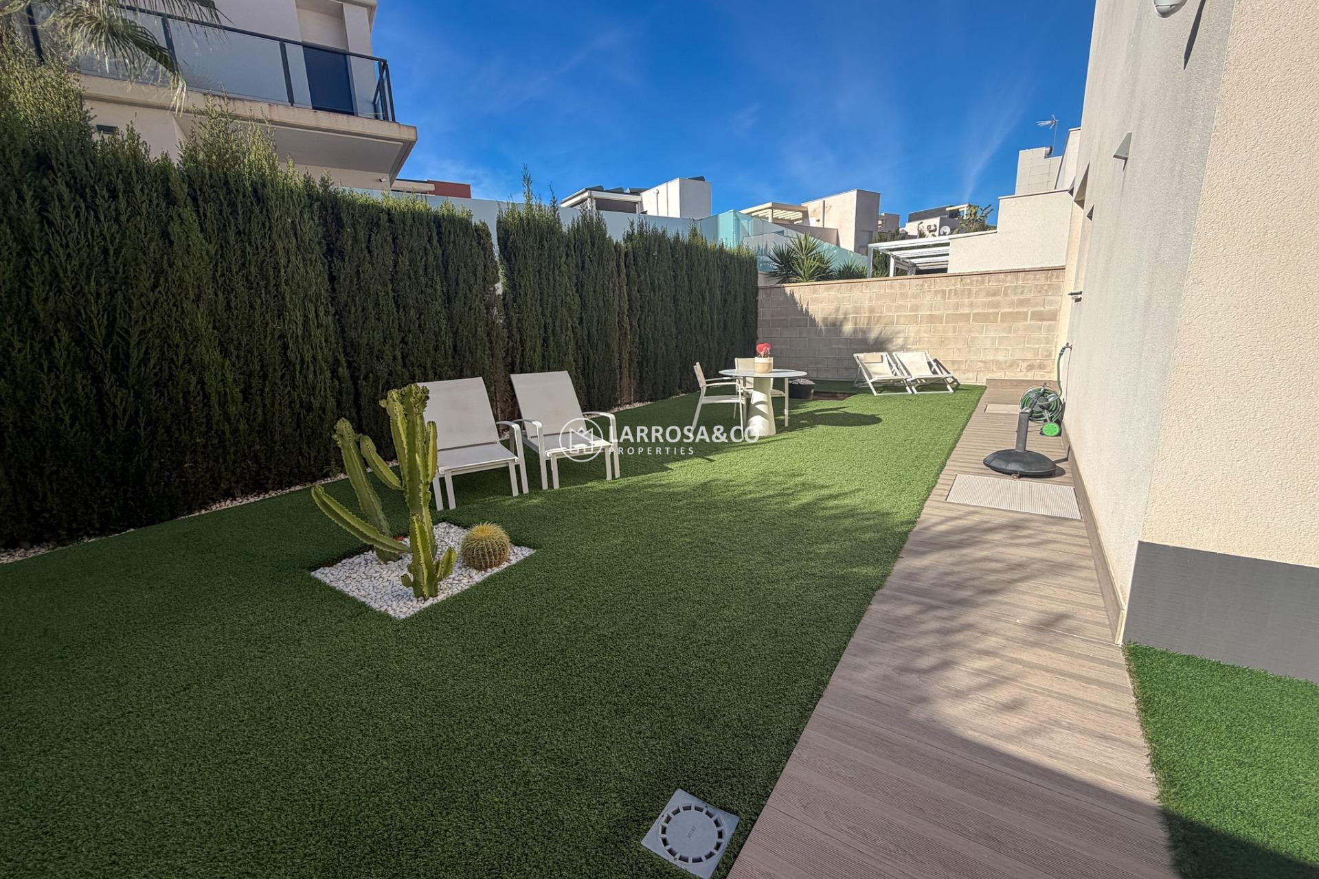 Resale - Detached House/Villa - San Miguel de Salinas - Bellavista