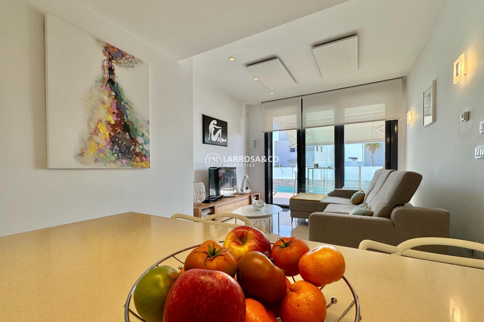 Resale - Detached House/Villa - San Miguel de Salinas - Bellavista