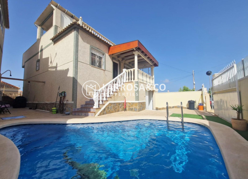 Resale - Detached House/Villa - San Miguel de Salinas - El galán