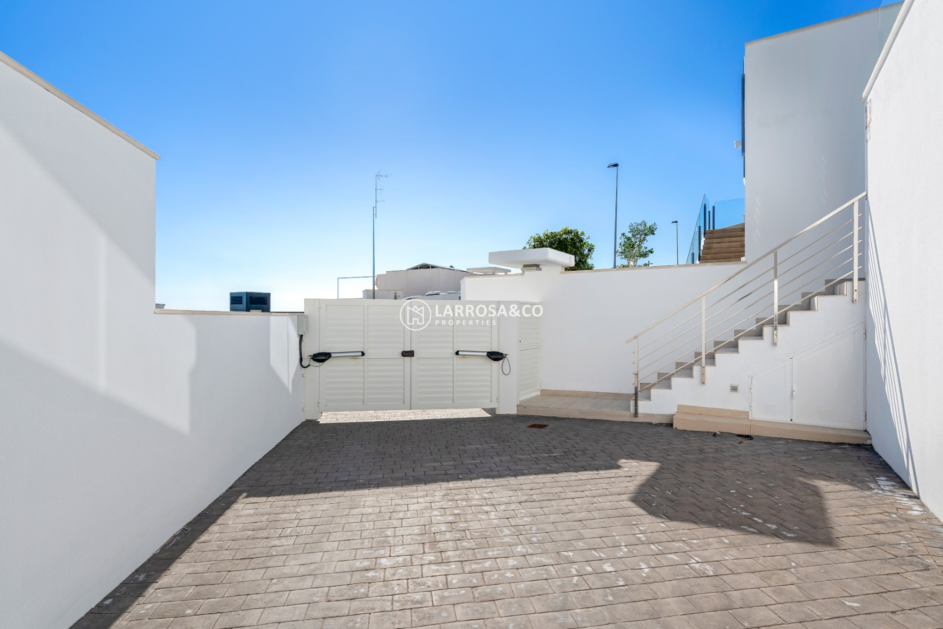 Resale - Detached House/Villa - San Miguel de Salinas - Inland