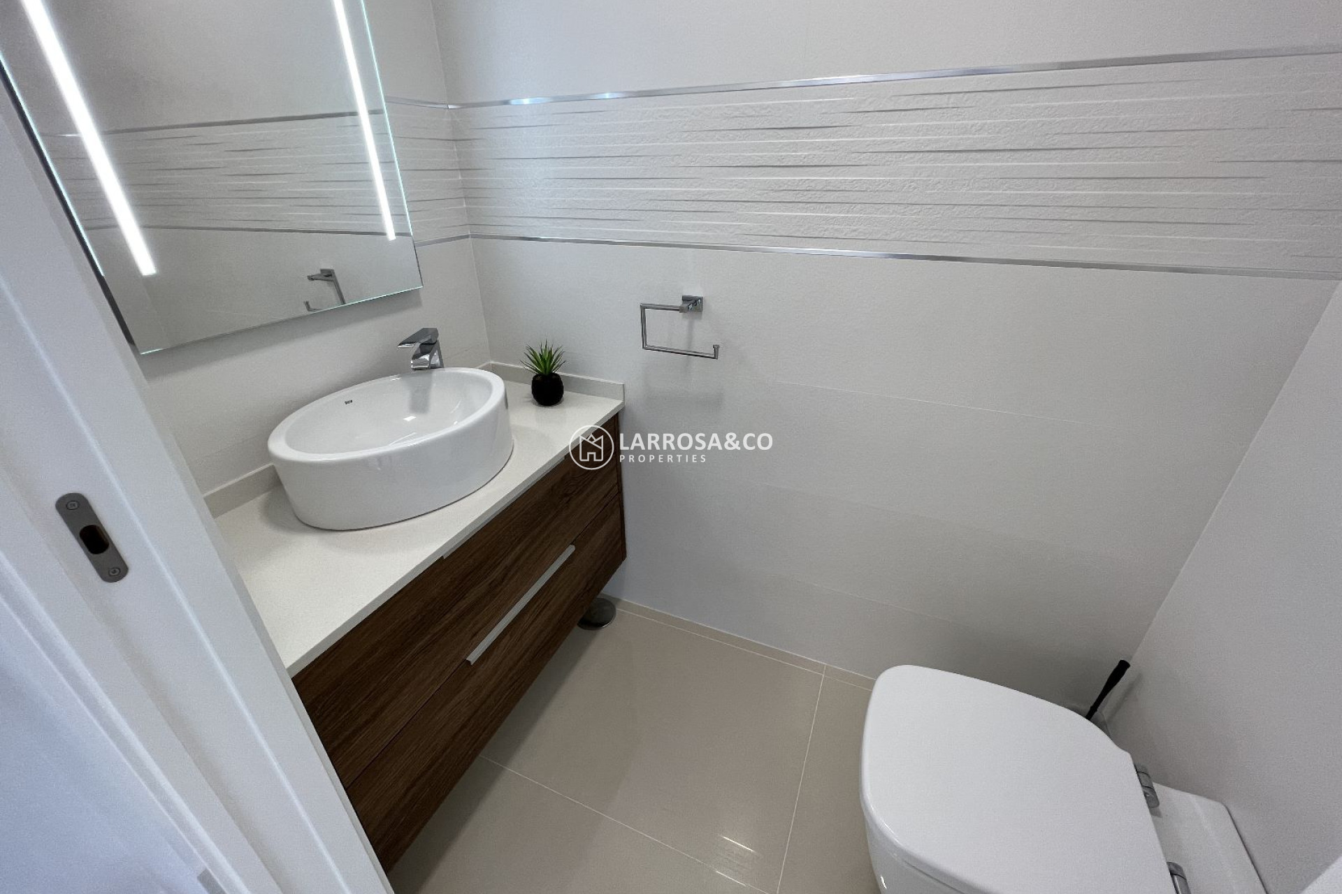 Resale - Detached House/Villa - San Miguel de Salinas - Inland