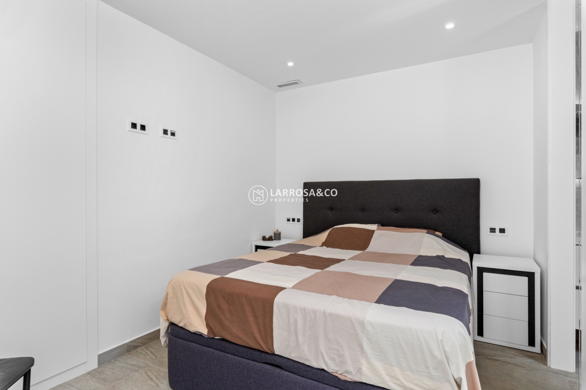 Resale - Detached House/Villa - San Miguel de Salinas - Inland