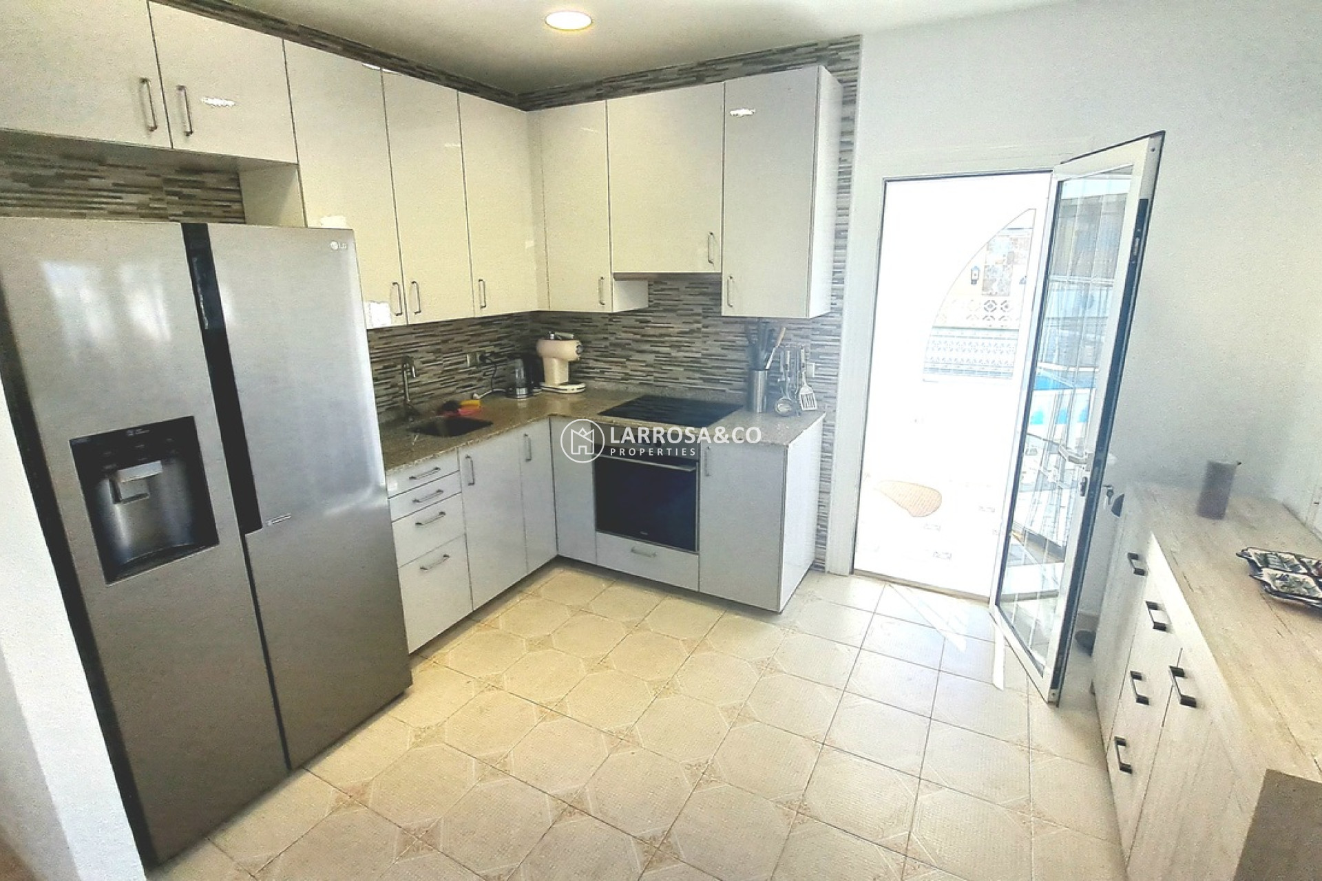 Resale - Detached House/Villa - San Miguel de Salinas - Inland