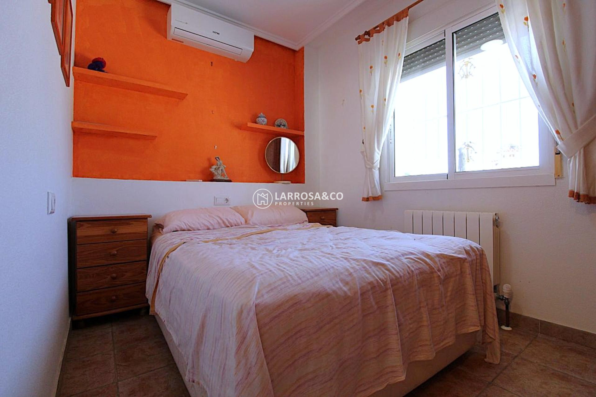 Resale - Detached House/Villa - San Miguel de Salinas - Inland