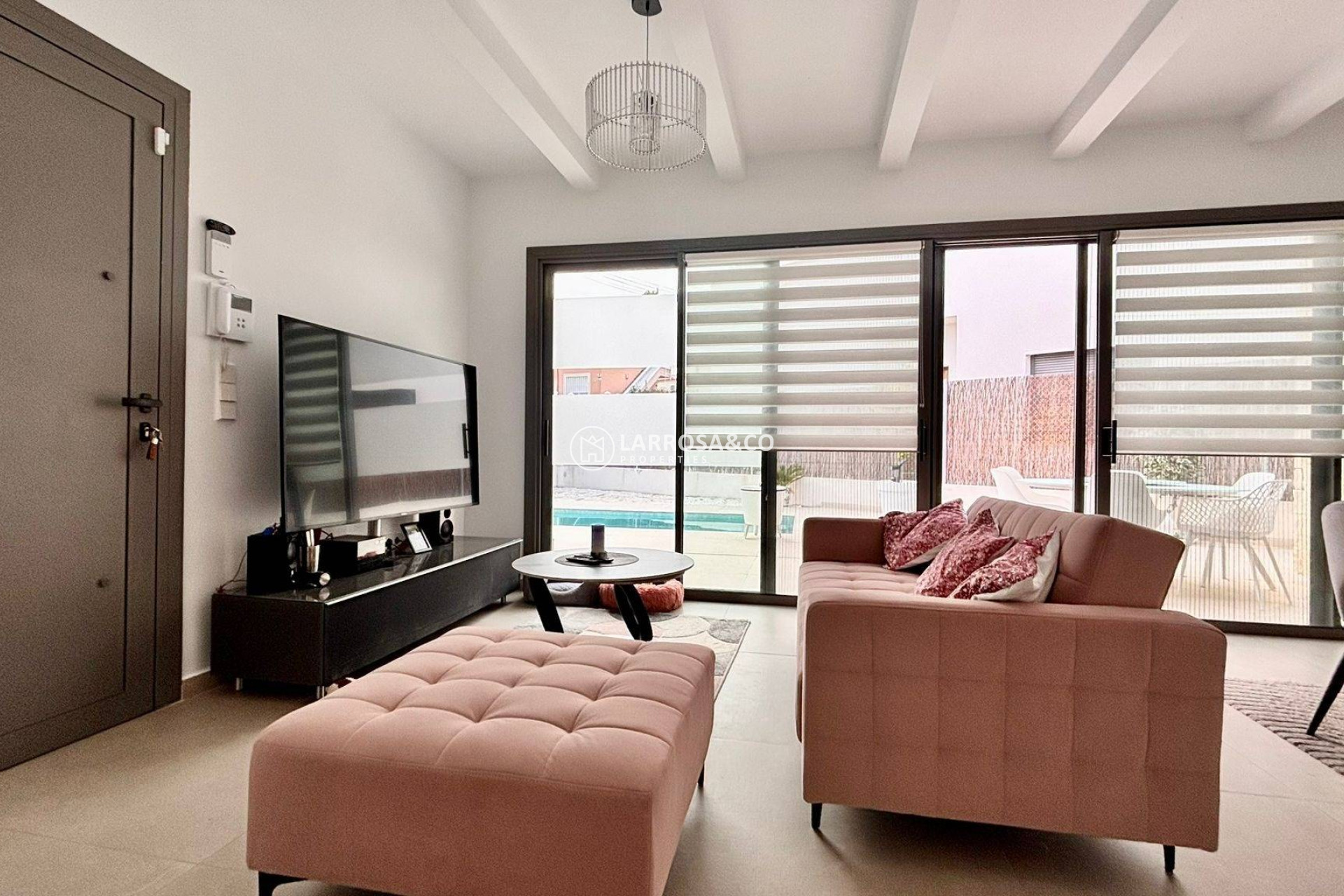 Resale - Detached House/Villa - San Miguel de Salinas - Urbanizacion Blue Lagoon