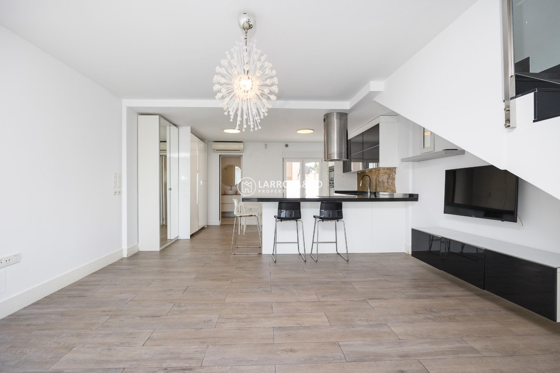 Resale - Detached House/Villa - Torrevieja - Aguas Nuevas