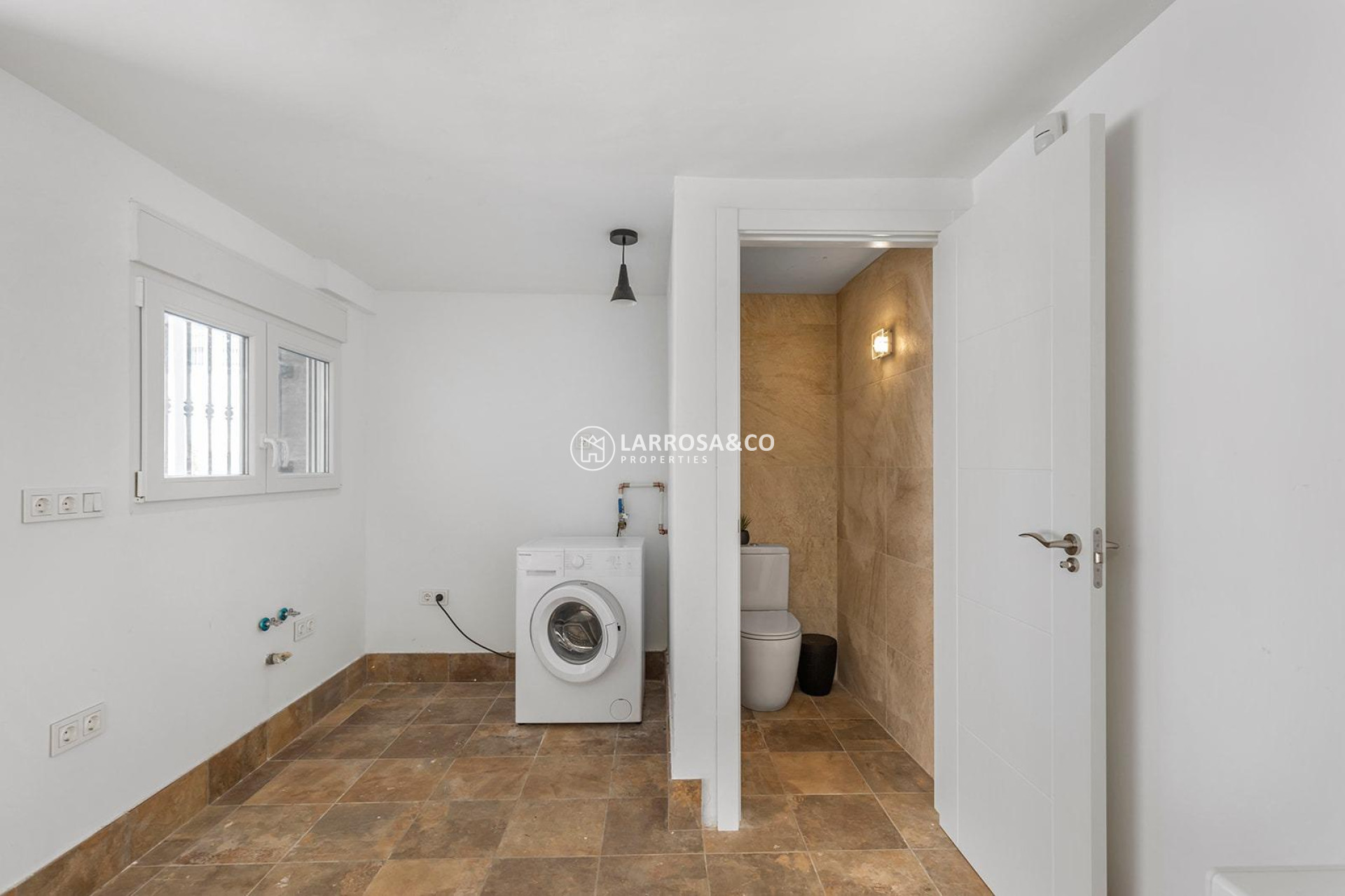 Resale - Detached House/Villa - Torrevieja - Aguas Nuevas