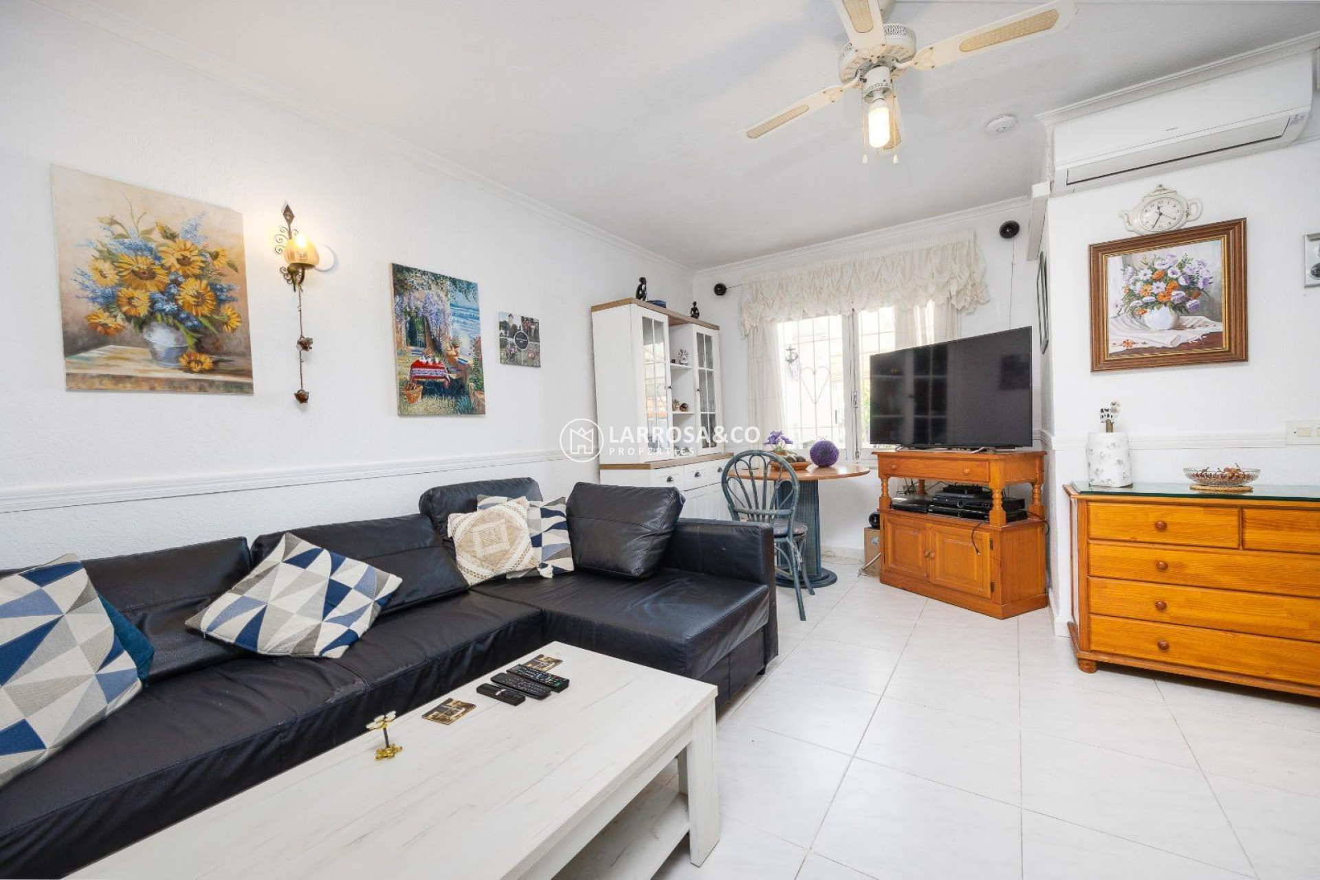 Resale - Detached House/Villa - Torrevieja - Calas blanca