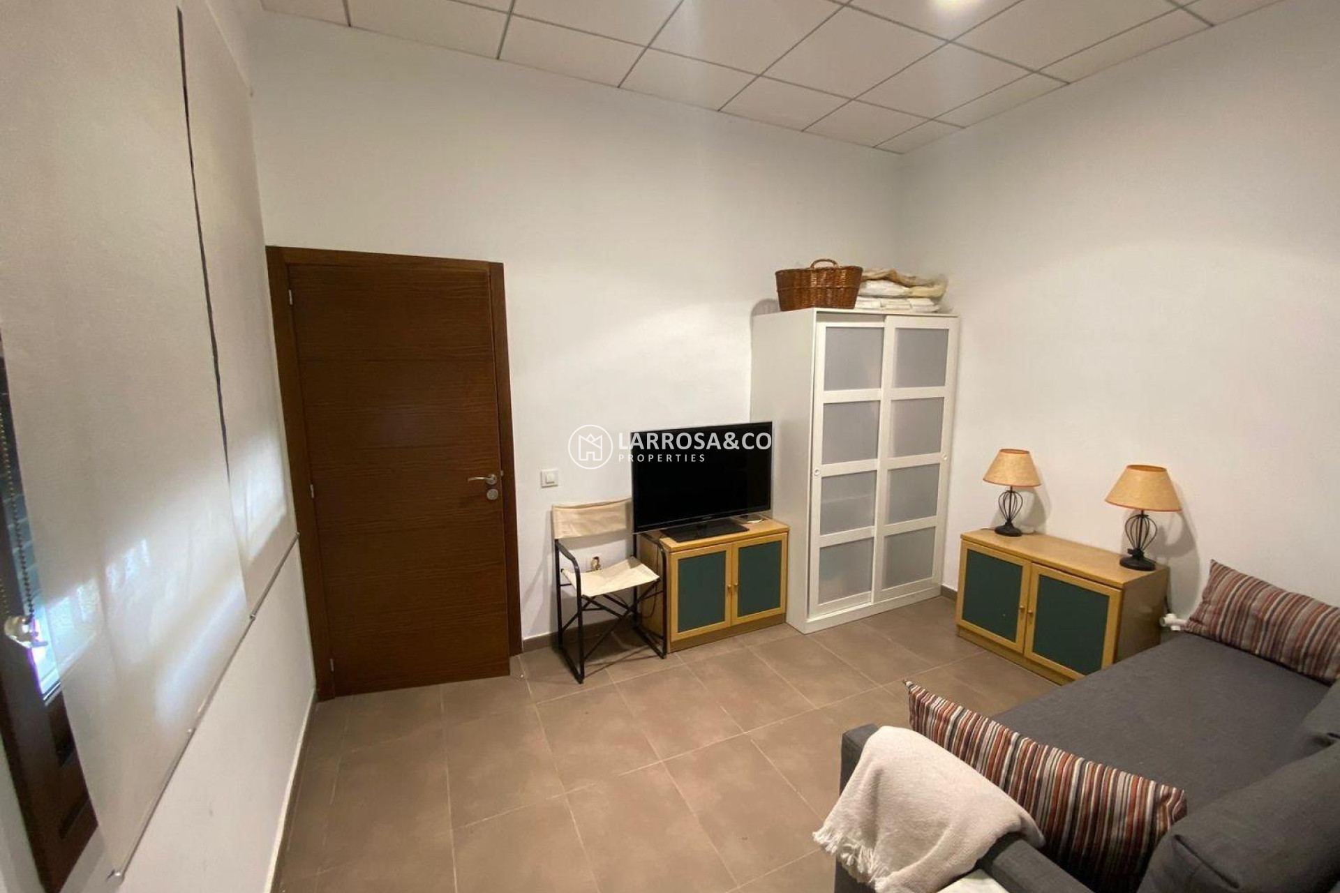 Resale - Detached House/Villa - Torrevieja - Centro - Muelle Pesquero