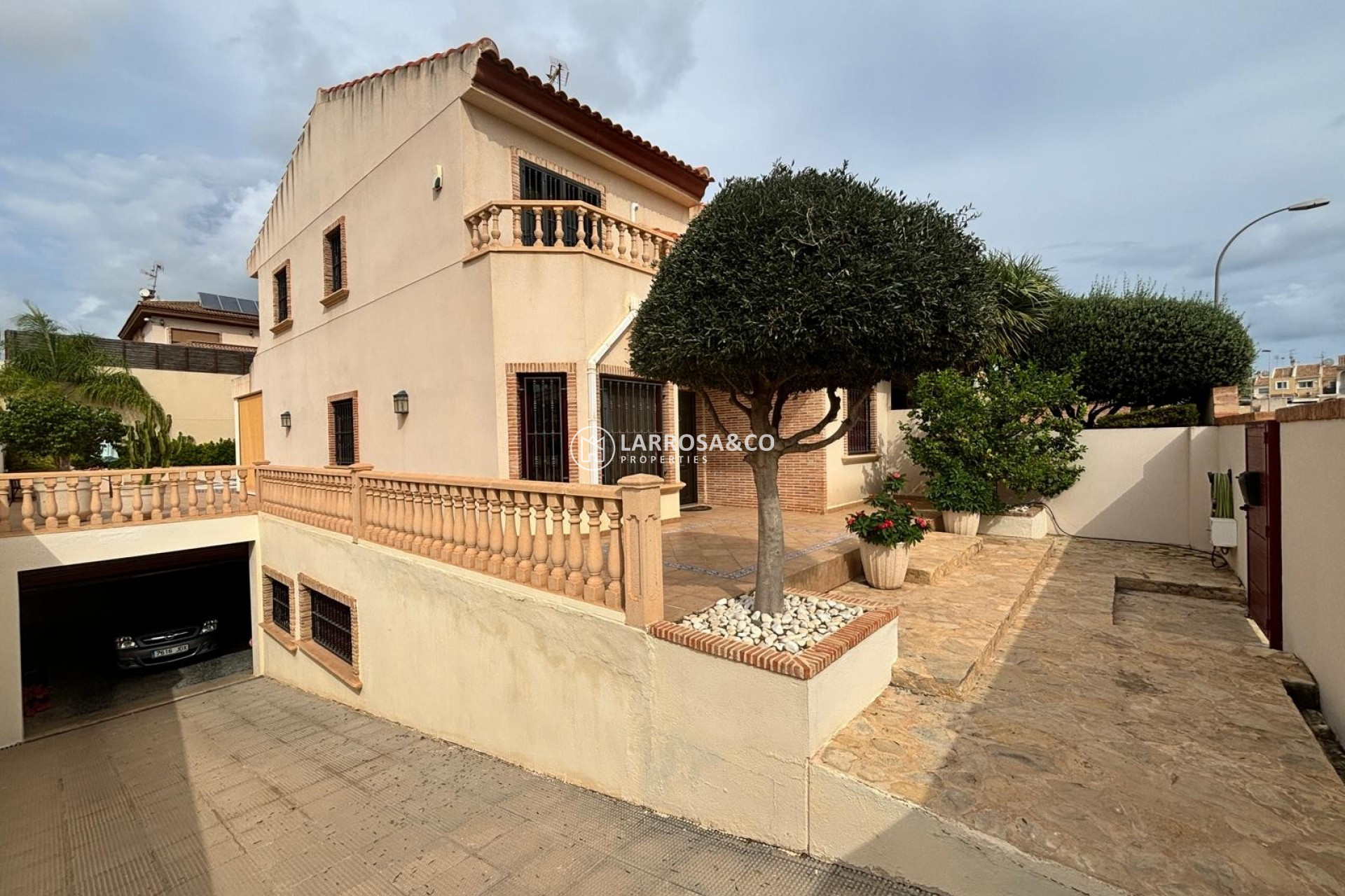 Resale - Detached House/Villa - Torrevieja Centro - Torrevieja