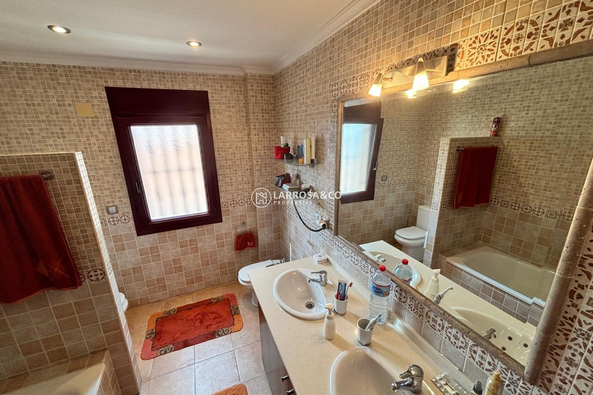 Resale - Detached House/Villa - Torrevieja Centro - Torrevieja