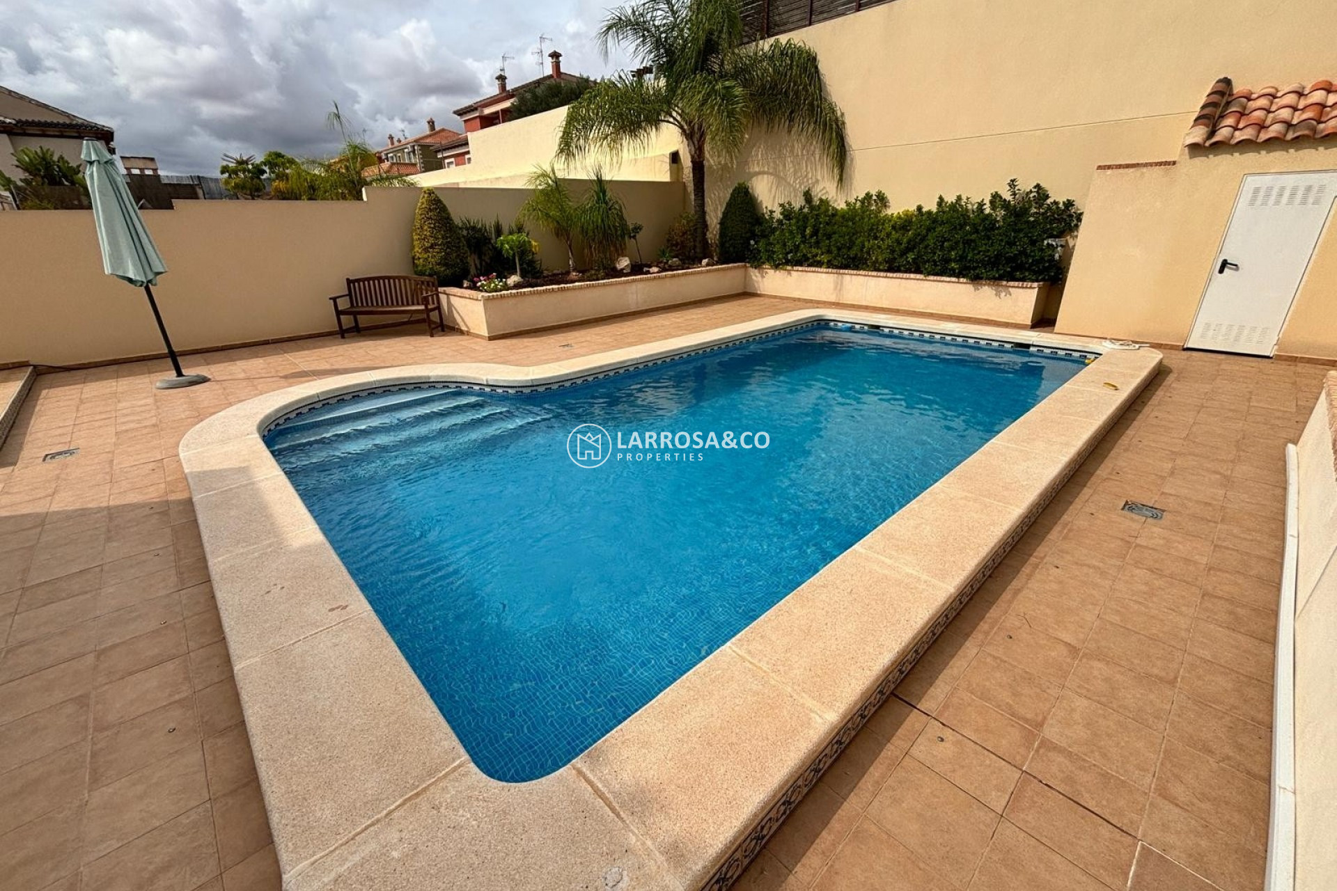 Resale - Detached House/Villa - Torrevieja Centro - Torrevieja