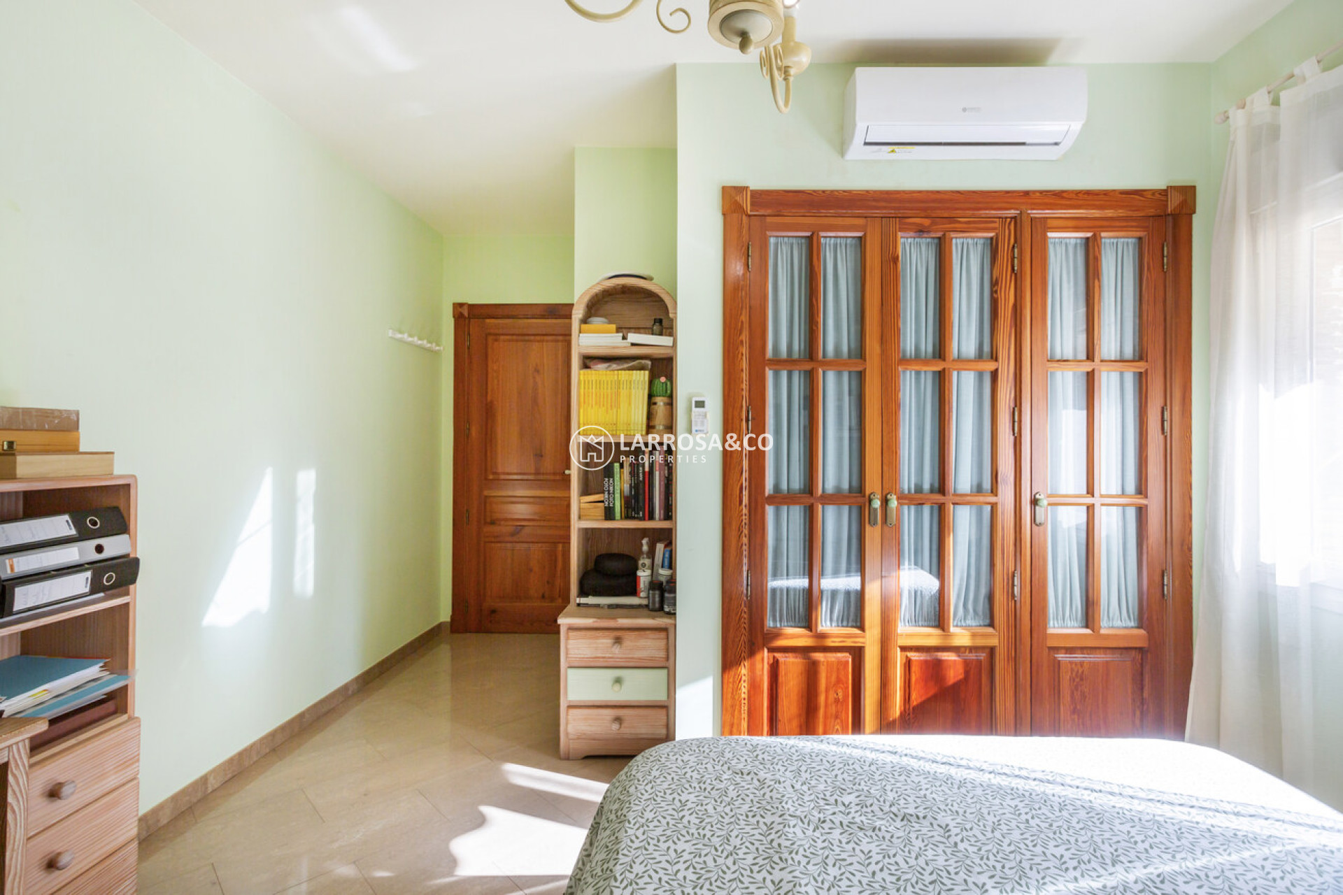 Resale - Detached House/Villa - Torrevieja - Costa Blanca