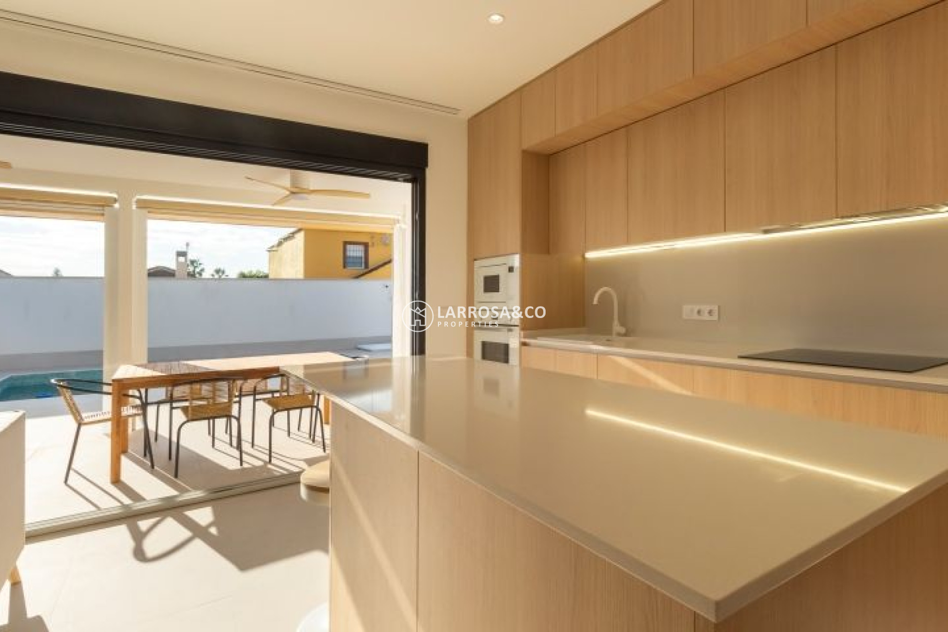 Resale - Detached House/Villa - Torrevieja - Costa Blanca