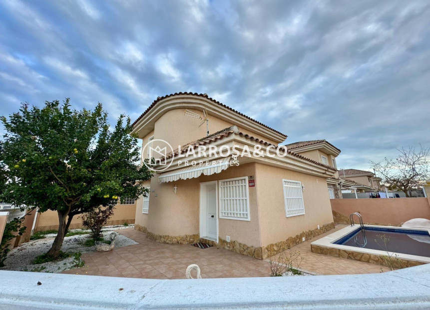 Resale - Detached House/Villa - Torrevieja - Costa Blanca