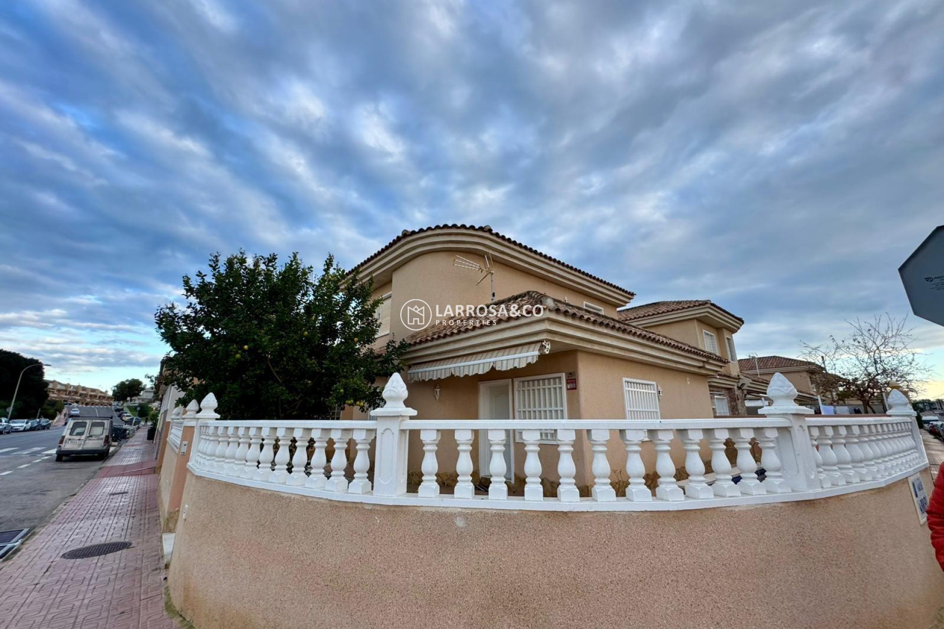 Resale - Detached House/Villa - Torrevieja - Costa Blanca