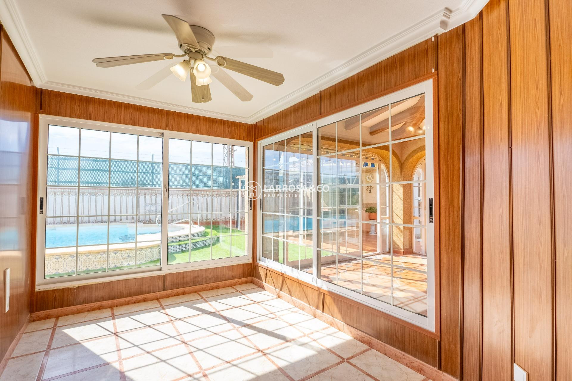 Resale - Detached House/Villa - Torrevieja - El chaparral