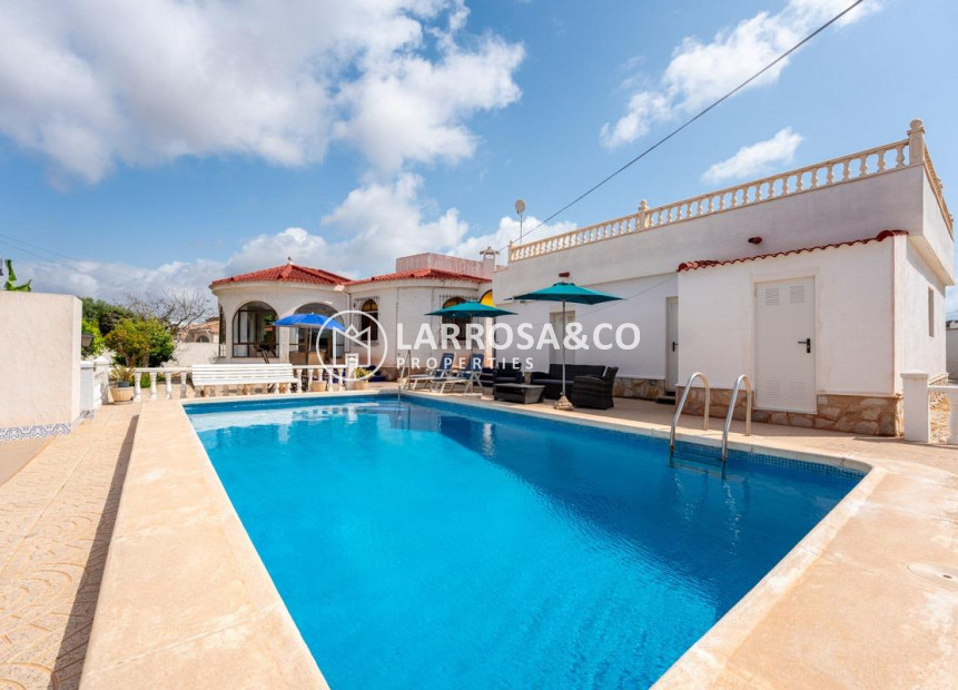 Resale - Detached House/Villa - Torrevieja - La Siesta - El Salado - Torreta