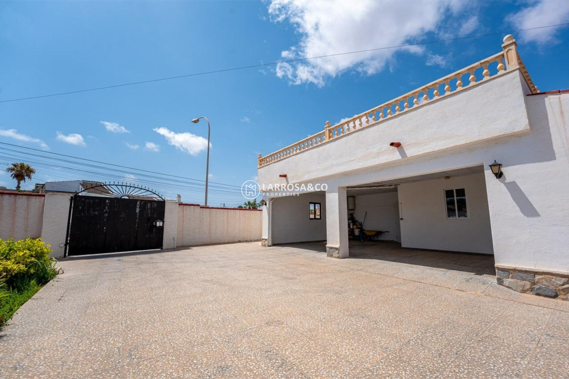 Resale - Detached House/Villa - Torrevieja - La Siesta - El Salado - Torreta
