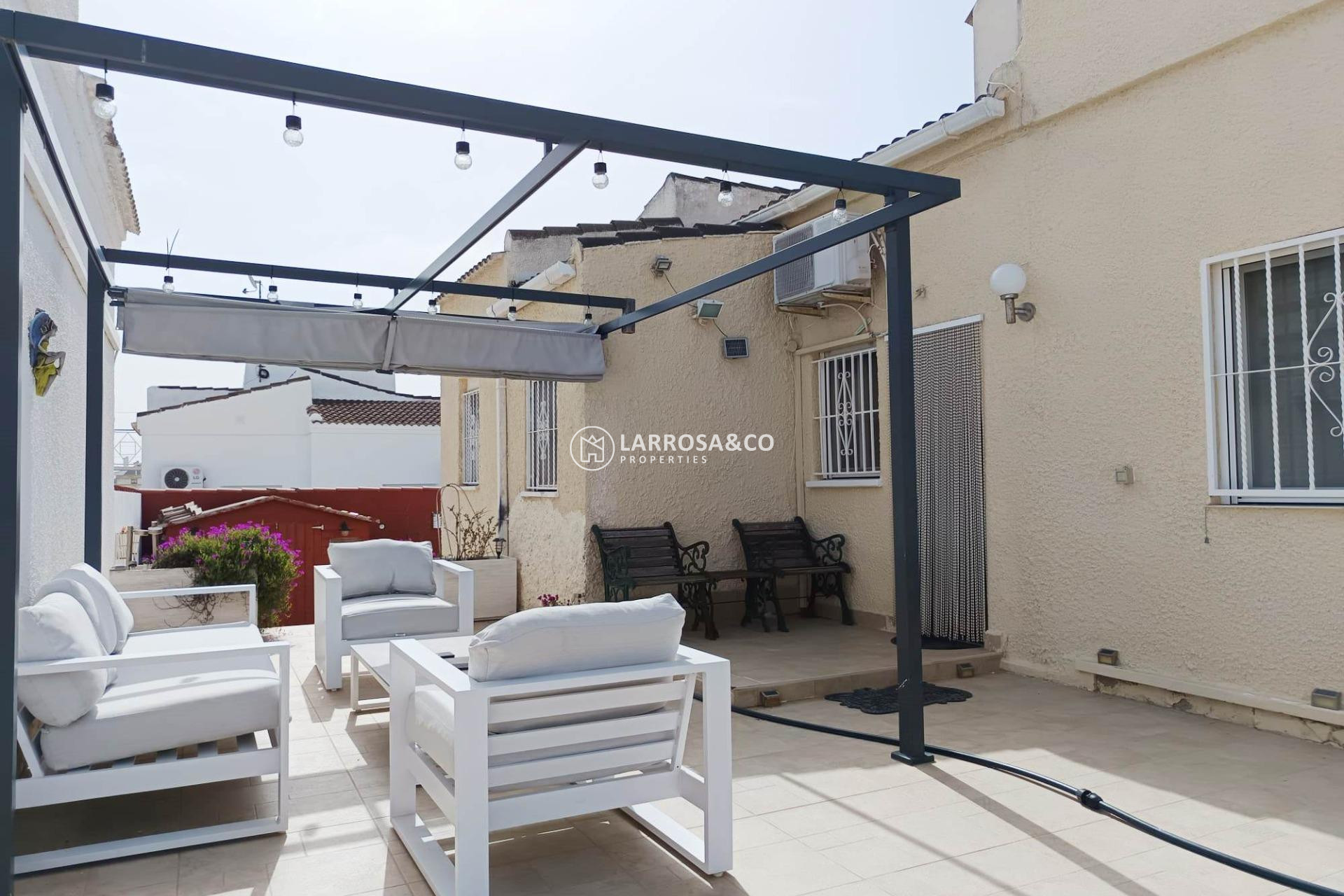 Resale - Detached House/Villa - Torrevieja - La Siesta - El Salado - Torreta