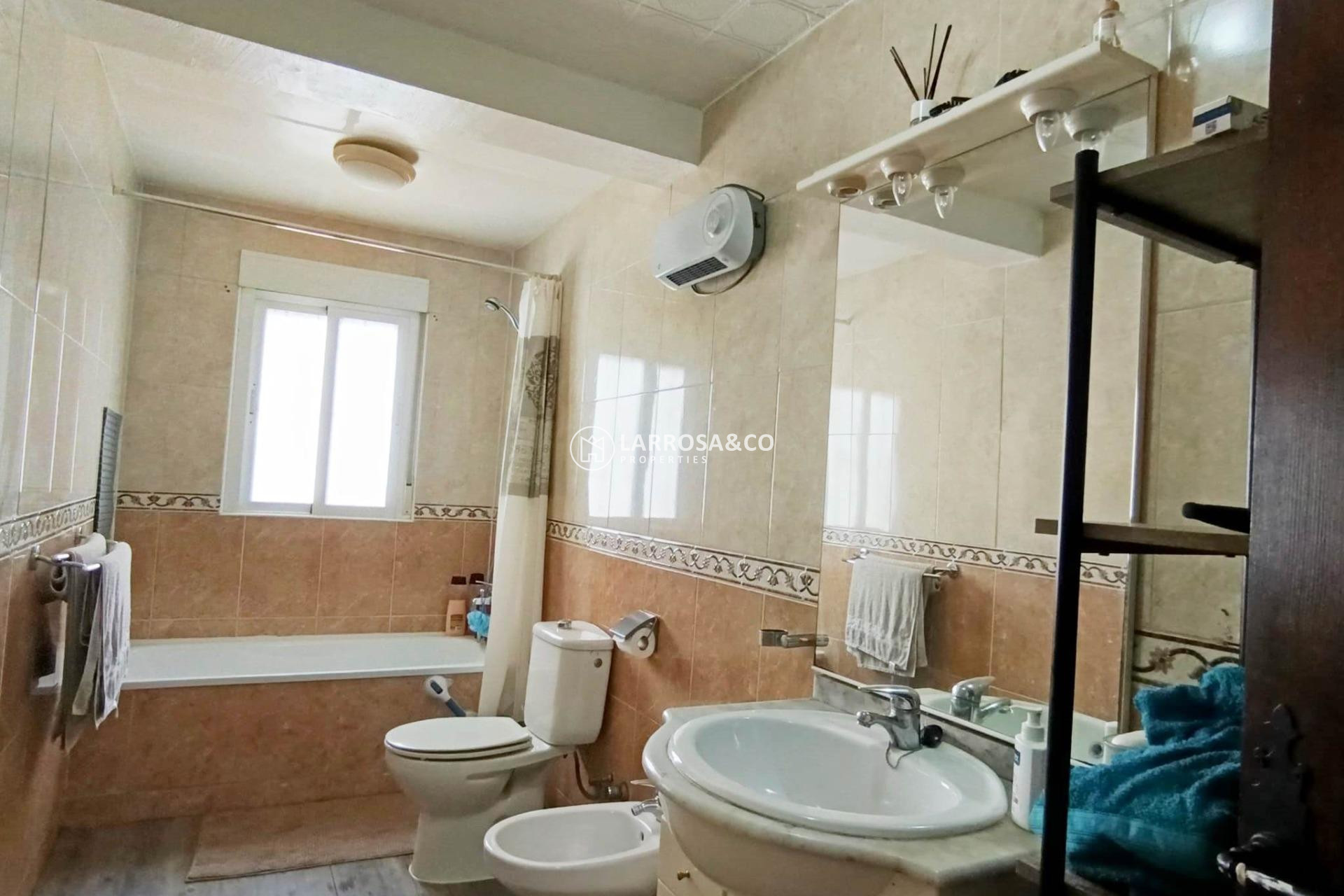 Resale - Detached House/Villa - Torrevieja - La Siesta - El Salado - Torreta