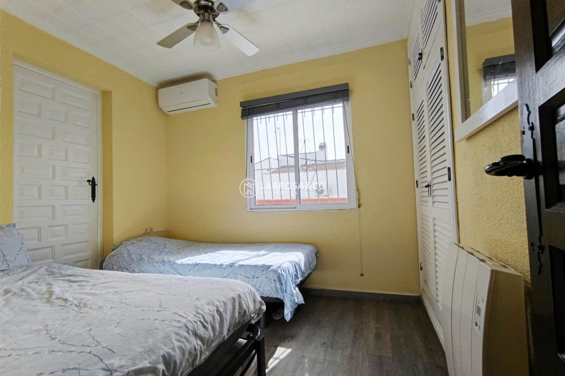 Resale - Detached House/Villa - Torrevieja - La Siesta - El Salado - Torreta