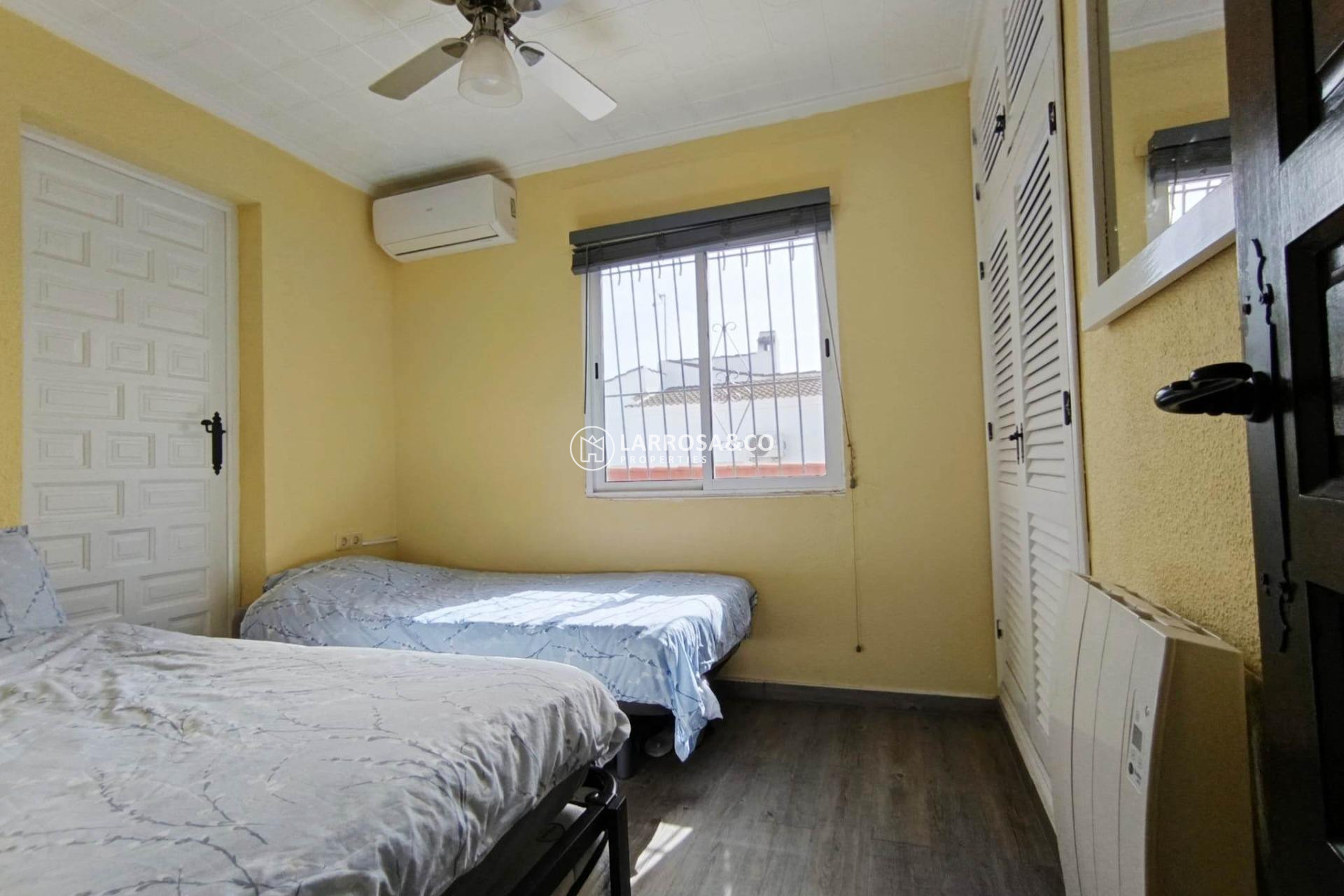 Resale - Detached House/Villa - Torrevieja - La Siesta - El Salado - Torreta