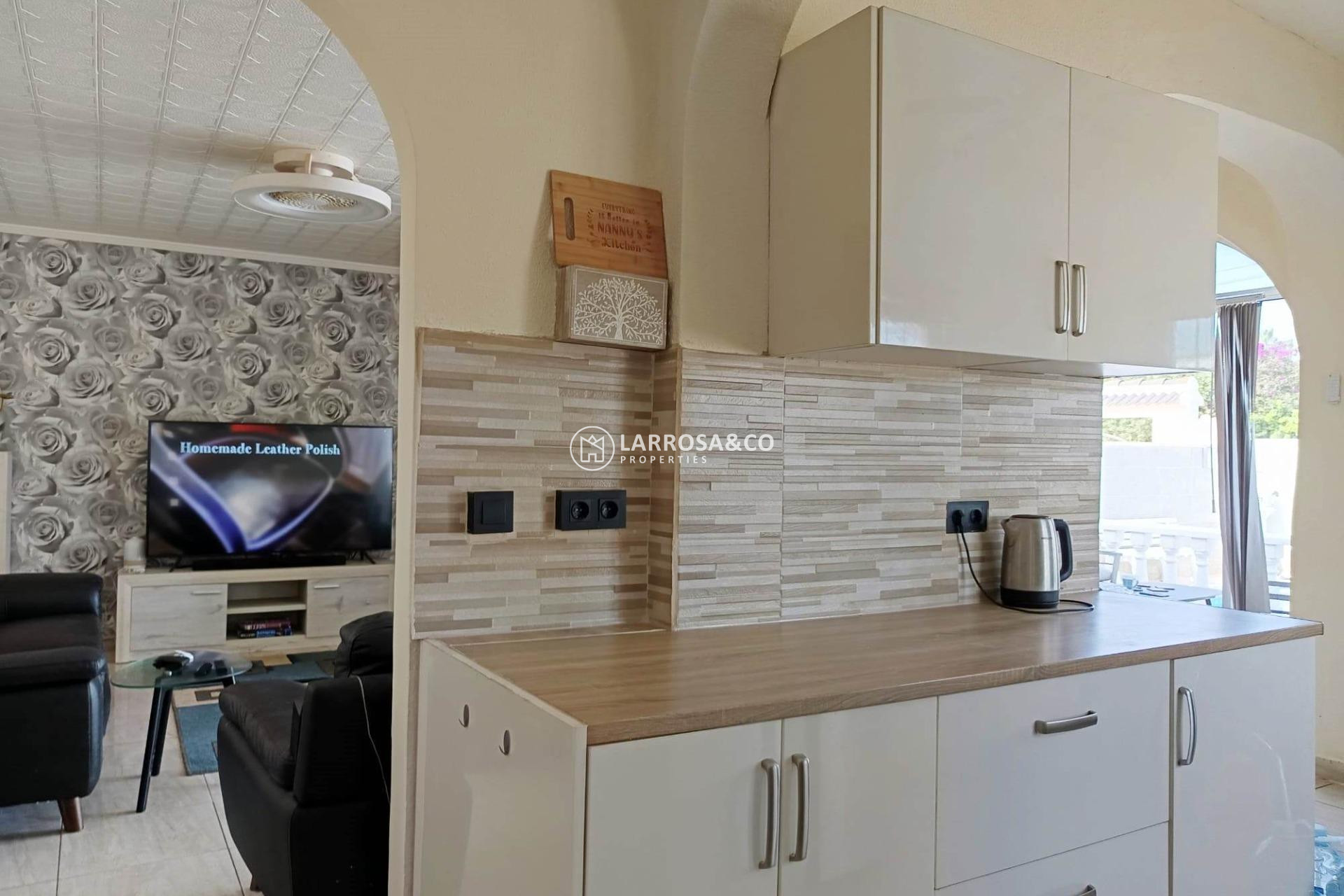 Resale - Detached House/Villa - Torrevieja - La Siesta - El Salado - Torreta