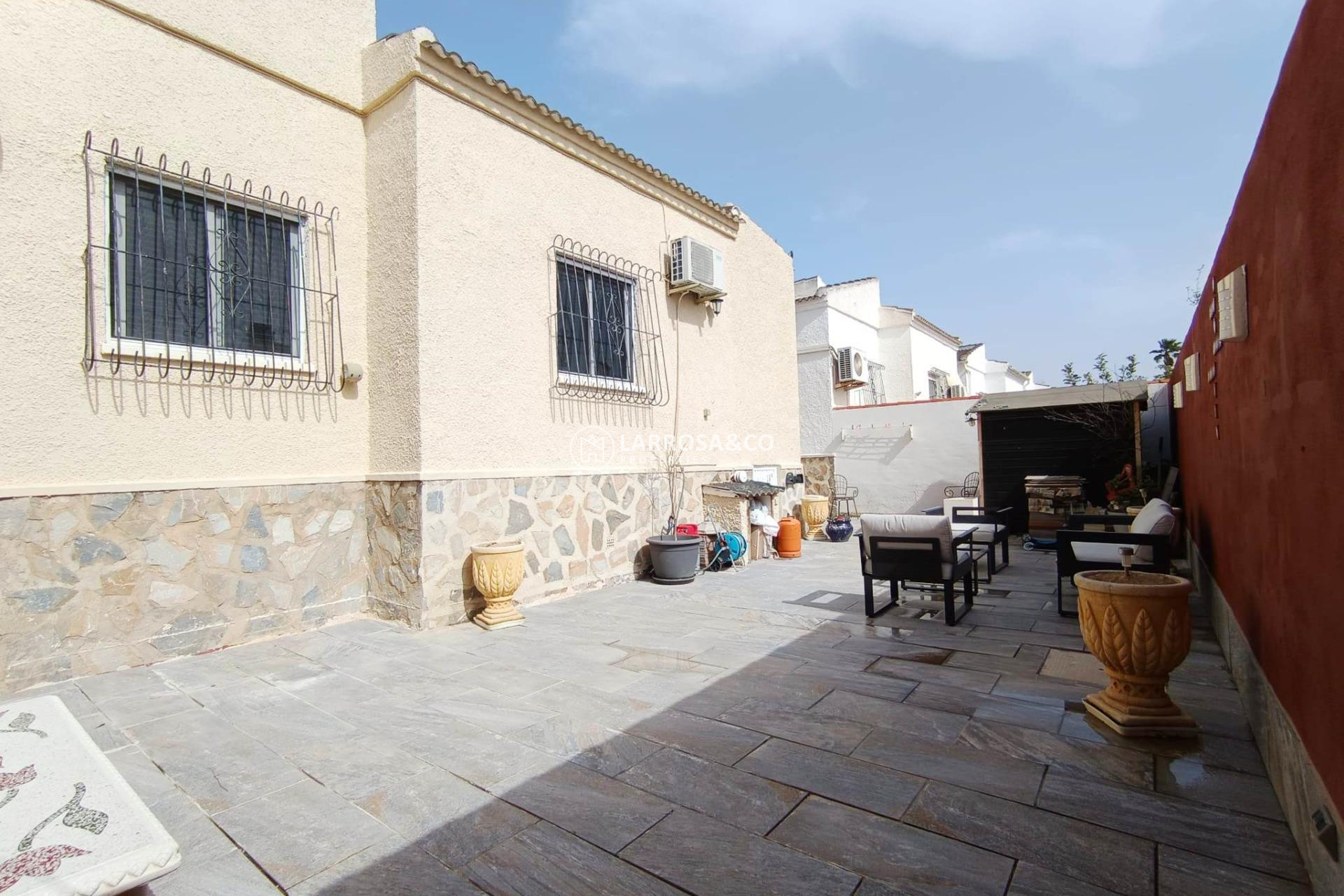 Resale - Detached House/Villa - Torrevieja - La Siesta - El Salado - Torreta