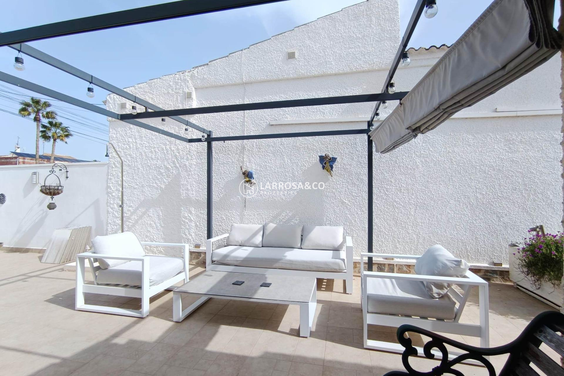 Resale - Detached House/Villa - Torrevieja - La Siesta - El Salado - Torreta