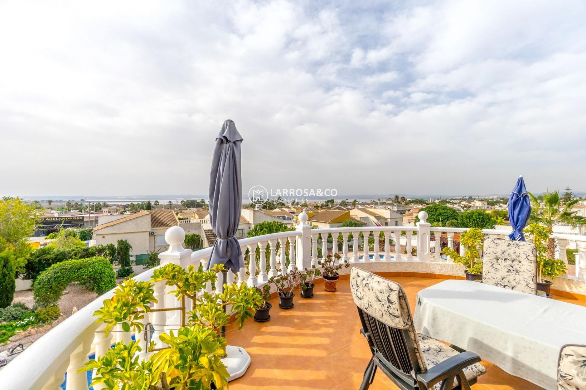 Resale - Detached House/Villa - Torrevieja - La Siesta - El Salado - Torreta