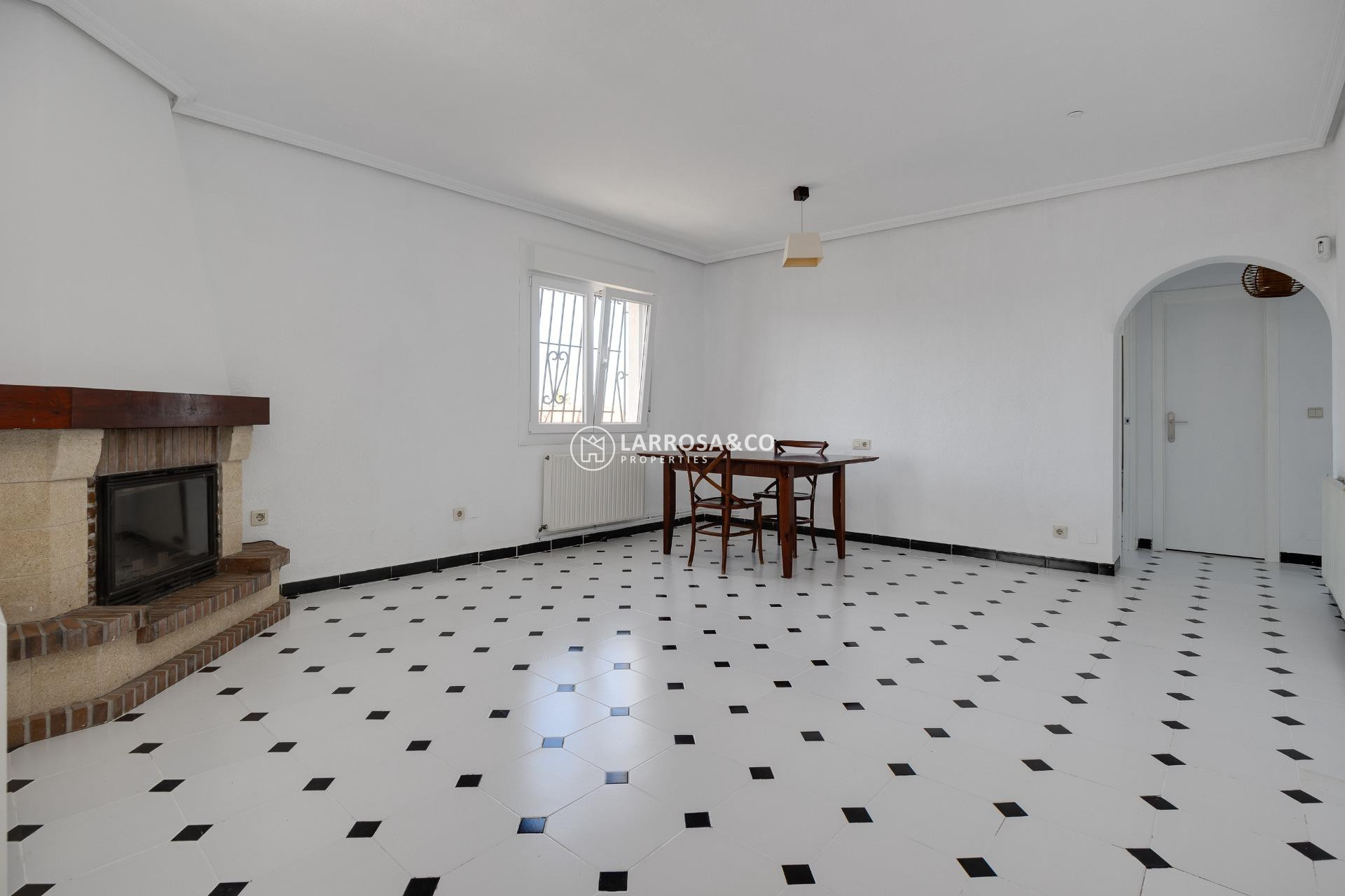 Resale - Detached House/Villa - Torrevieja - La Siesta - El Salado - Torreta