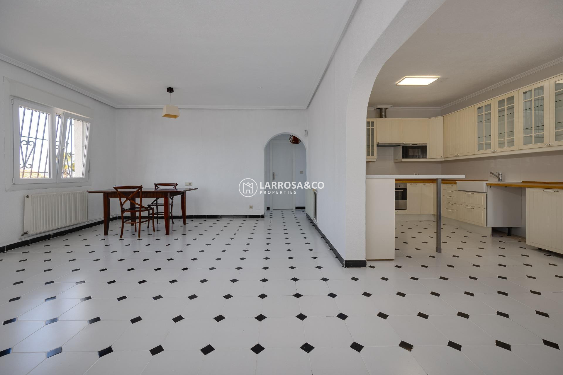 Resale - Detached House/Villa - Torrevieja - La Siesta - El Salado - Torreta