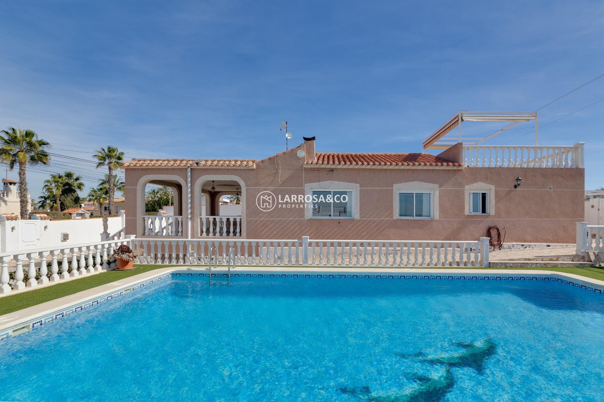 Resale - Detached House/Villa - Torrevieja - La siesta