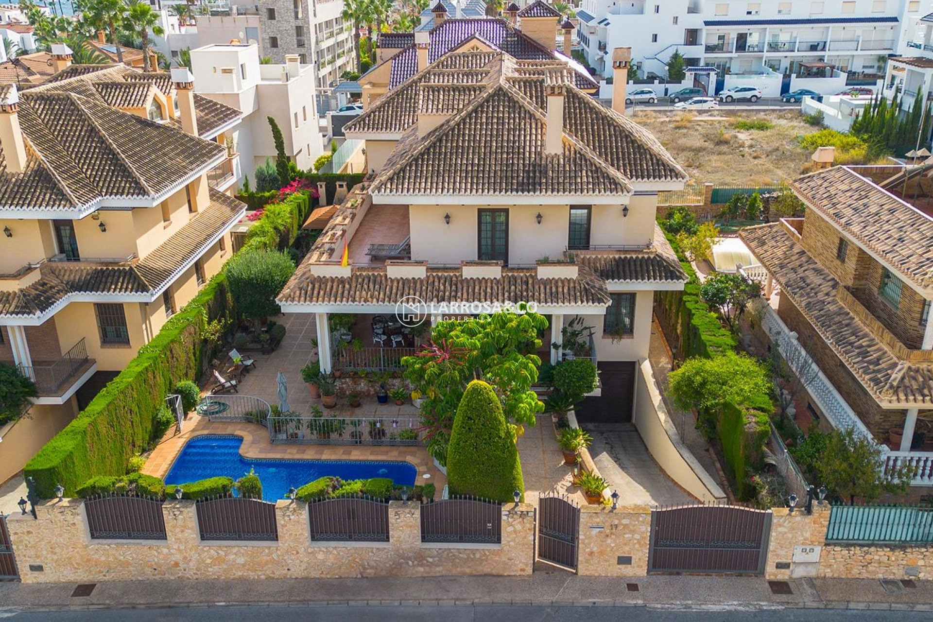 Resale - Detached House/Villa - Torrevieja - La veleta