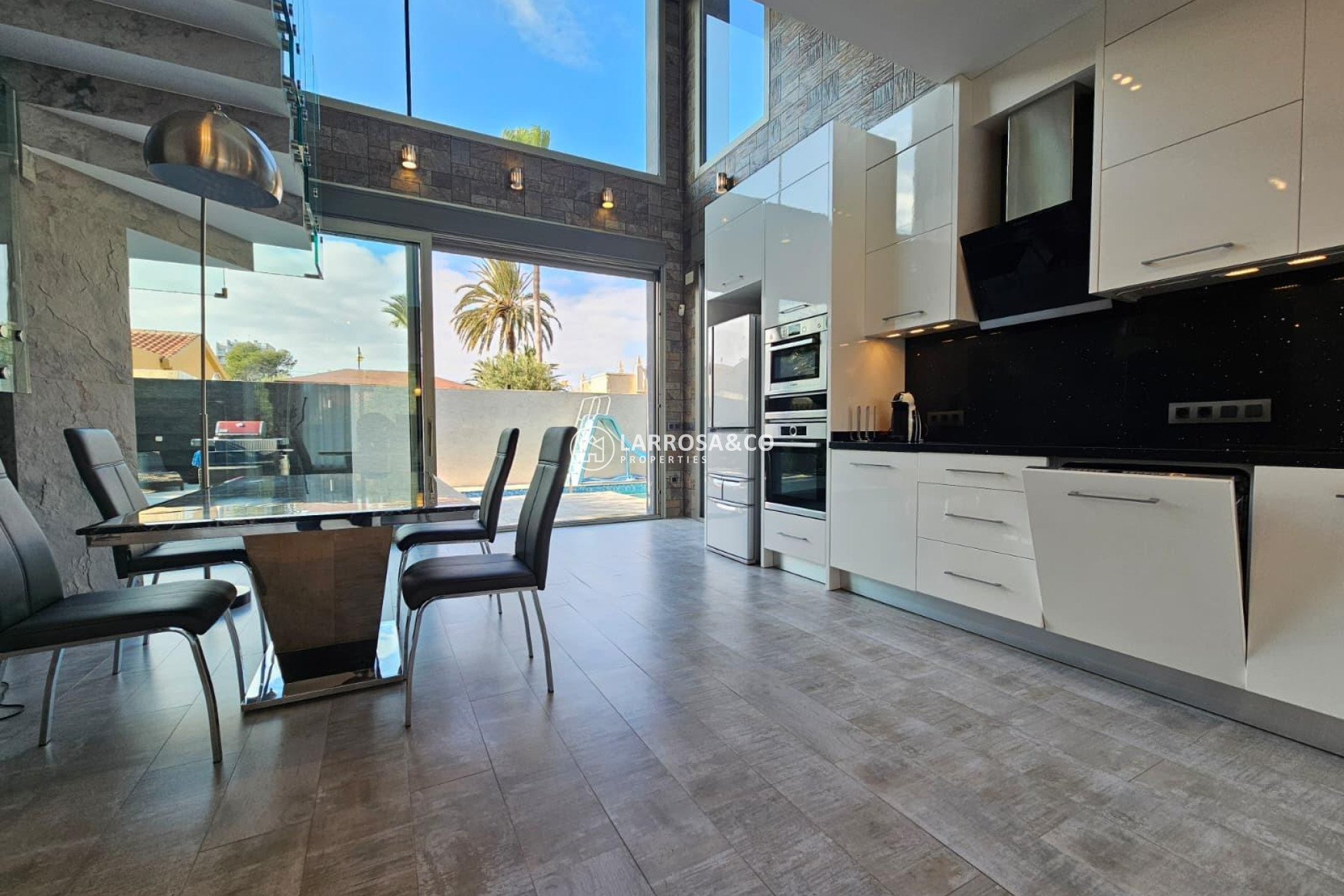 Resale - Detached House/Villa - Torrevieja - Los Angeles