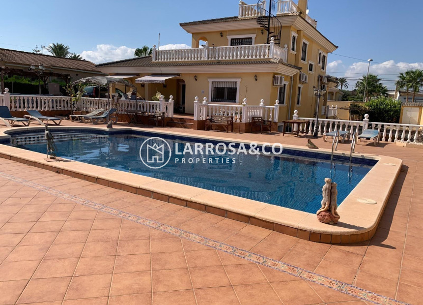 Resale - Detached House/Villa - Torrevieja - Los Balcones - Los Altos del Edén
