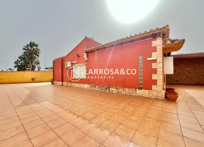 Resale - Detached House/Villa - Torrevieja - Los Balcones - Los Altos del Edén