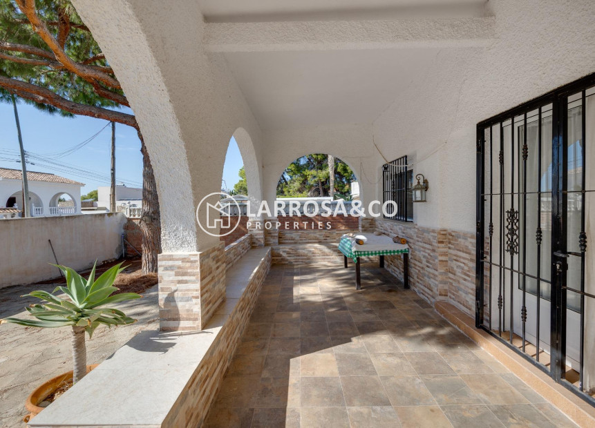 Resale - Detached House/Villa - Torrevieja - Los Balcones