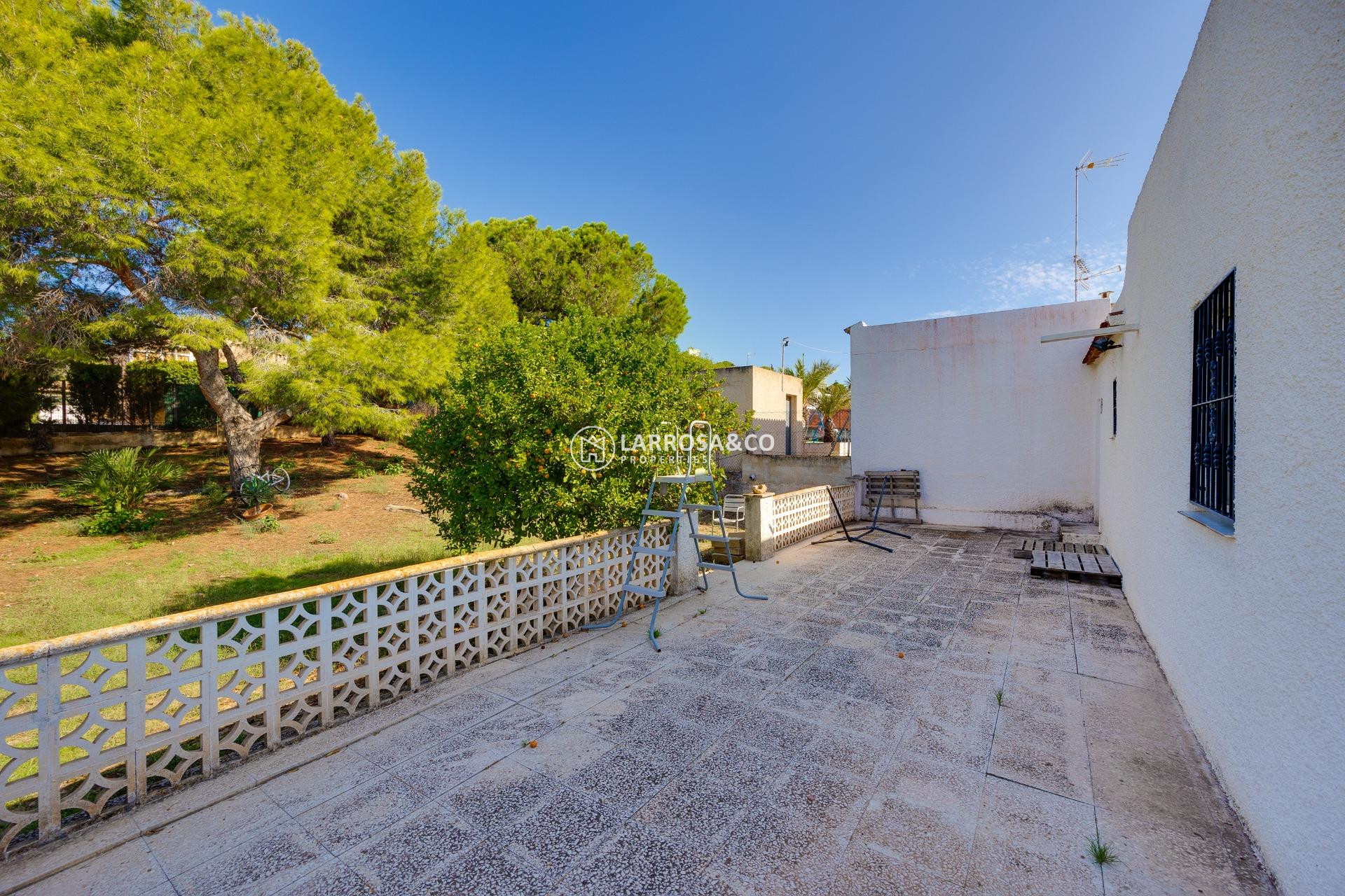 Resale - Detached House/Villa - Torrevieja - Los Balcones