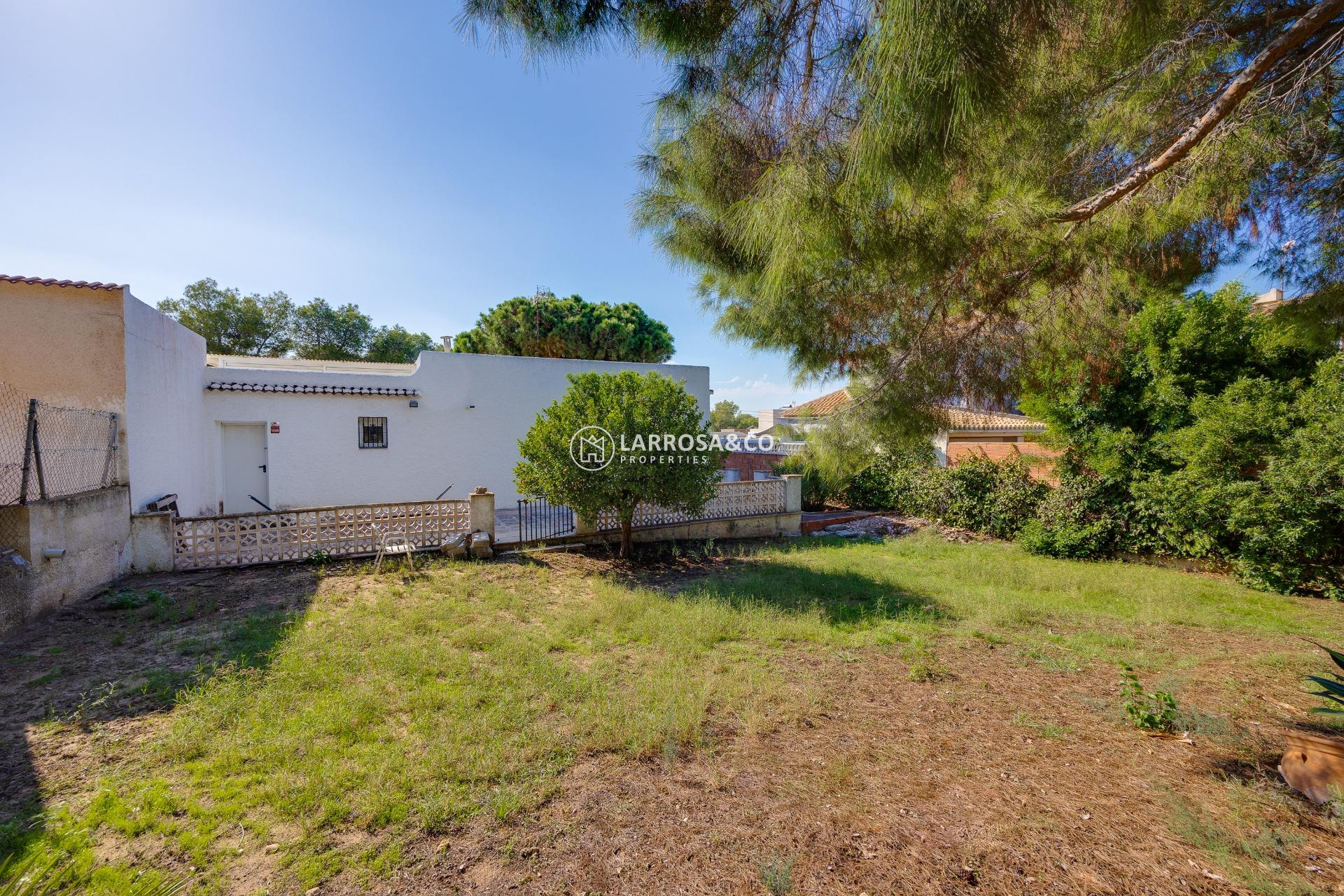 Resale - Detached House/Villa - Torrevieja - Los Balcones