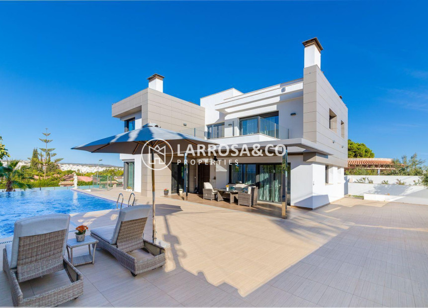 Resale - Detached House/Villa - Torrevieja - Los Balcones
