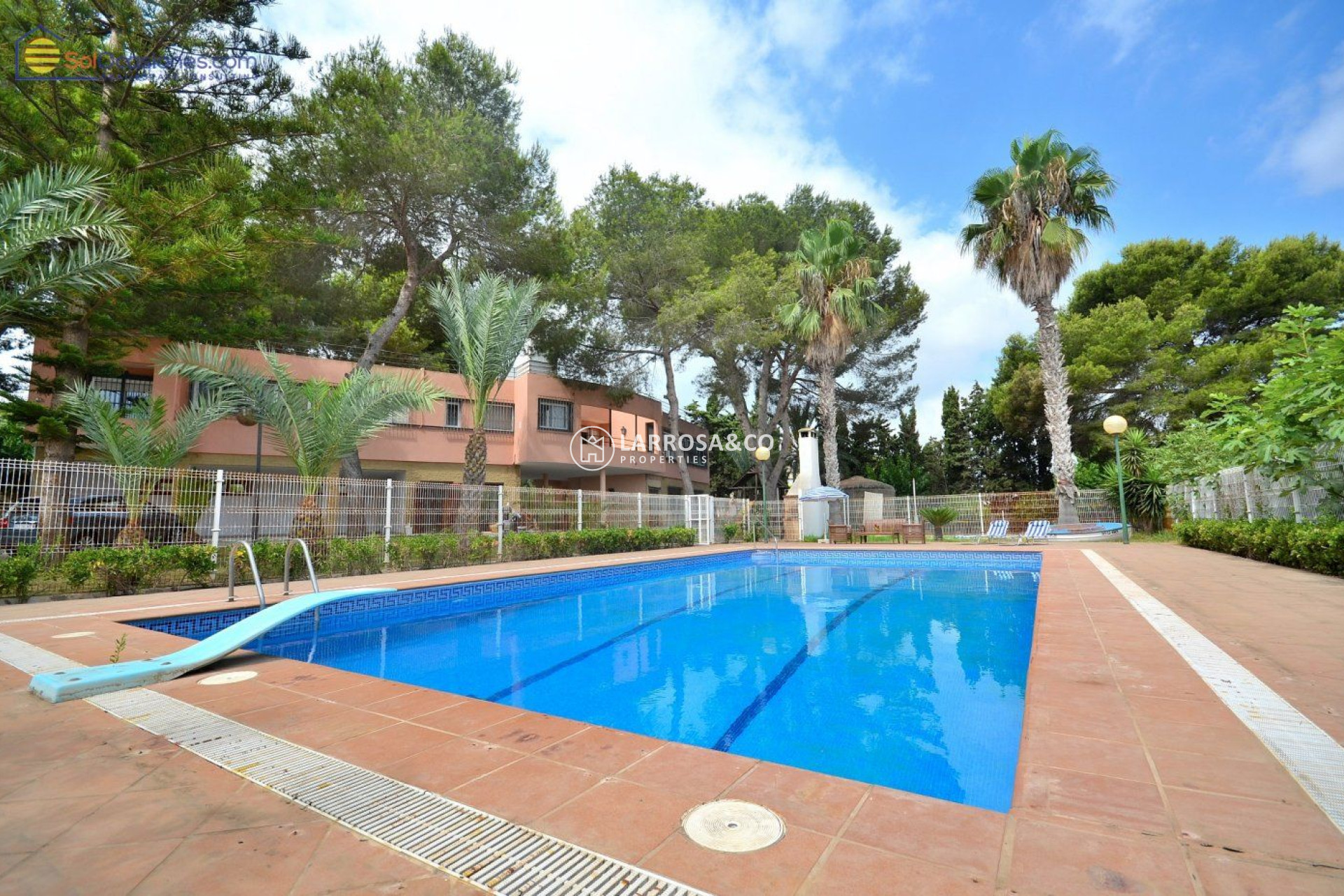 Resale - Detached House/Villa - Torrevieja - Los Balcones
