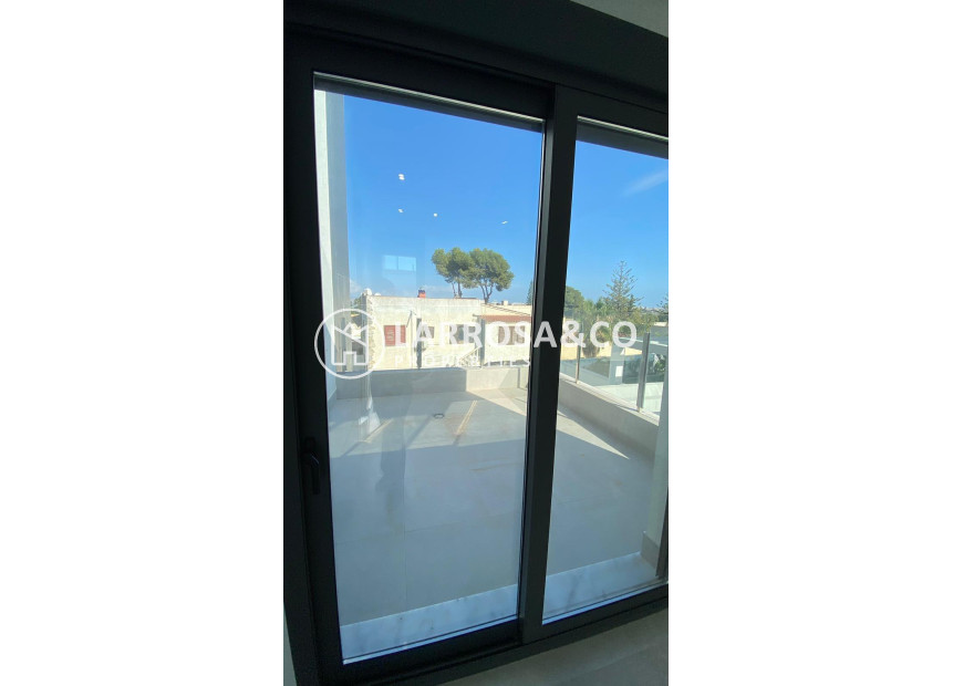 Resale - Detached House/Villa - Torrevieja - Los Balcones