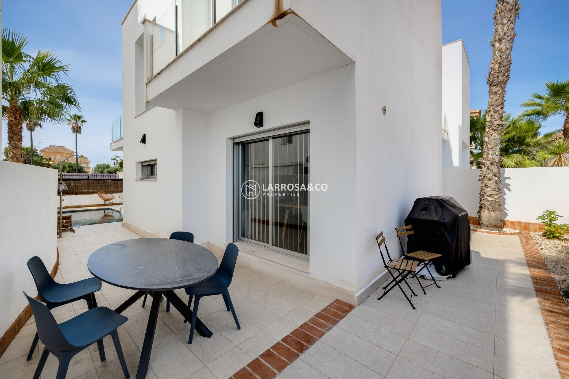 Resale - Detached House/Villa - Torrevieja - Los Frutales