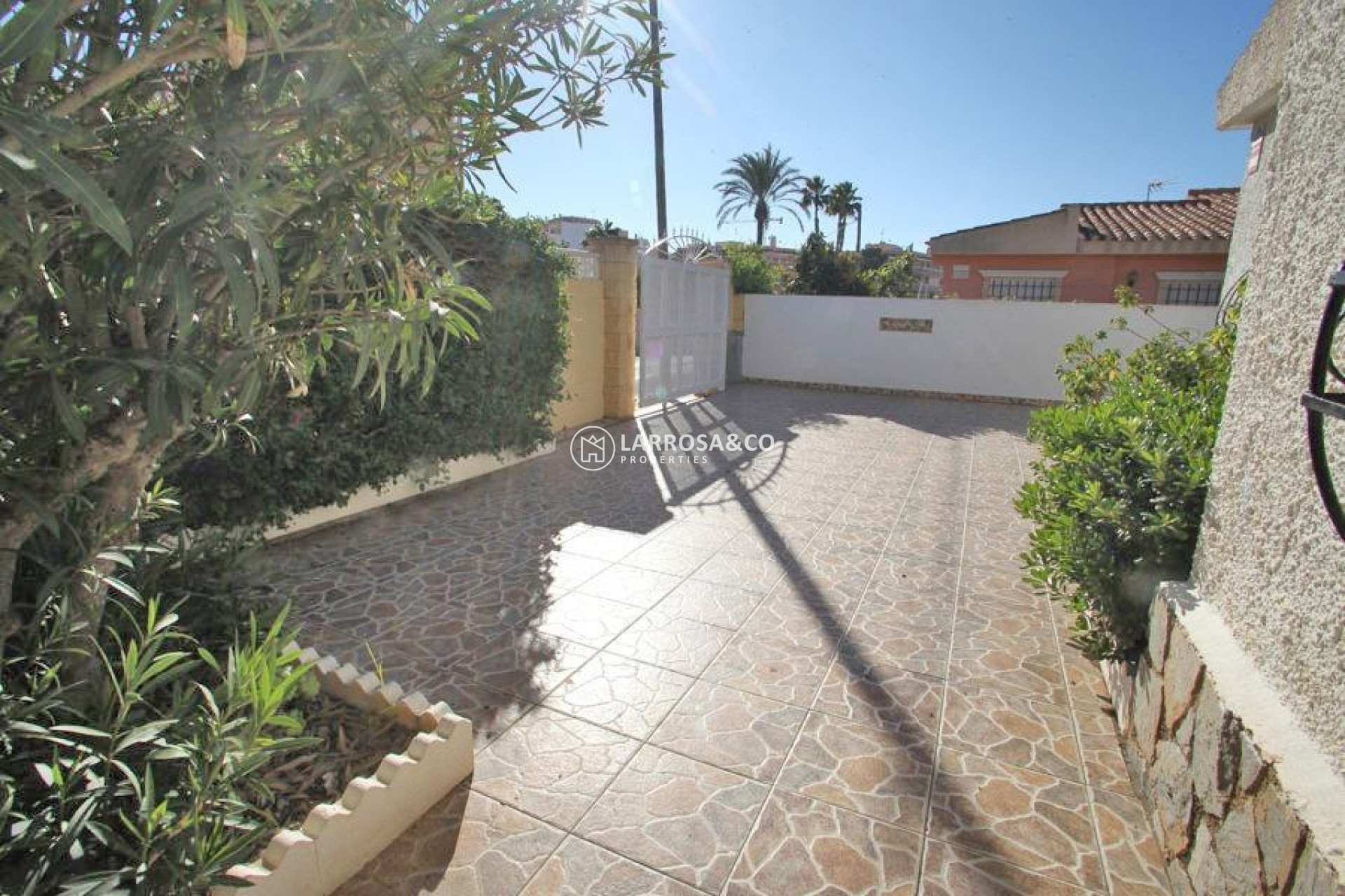 Resale - Detached House/Villa - Torrevieja - Los Frutales